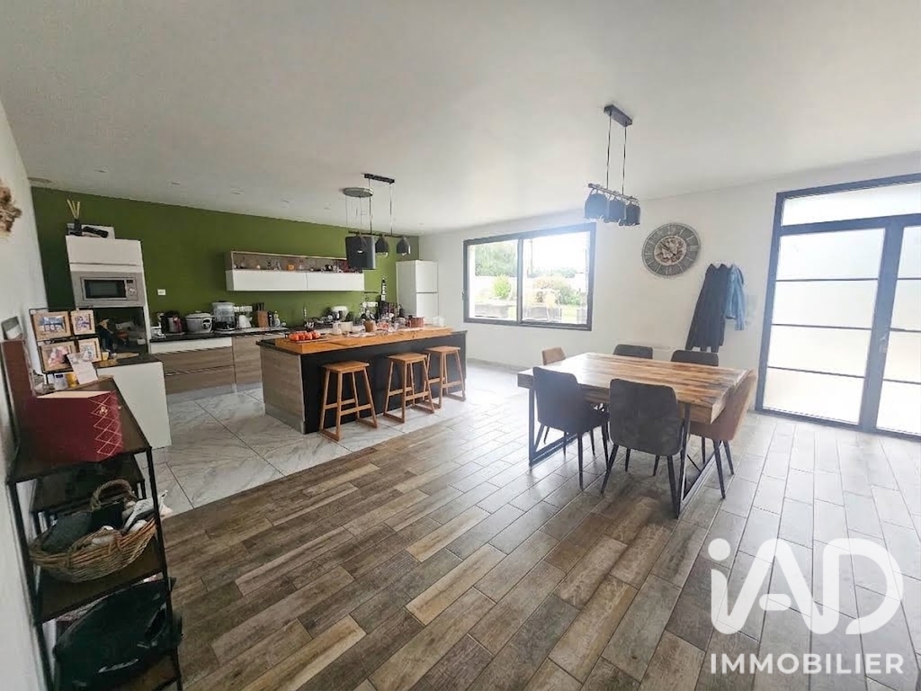 Vente maison à Montauban-de-Bretagne (35360) : maison 7 pièces 172 m² - 2109457 — 4