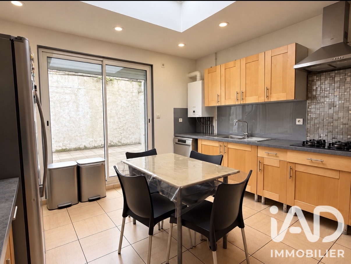 Vente maison à Roubaix (59100) : maison de ville 5 pièces 110 m² - 2101714 — 4