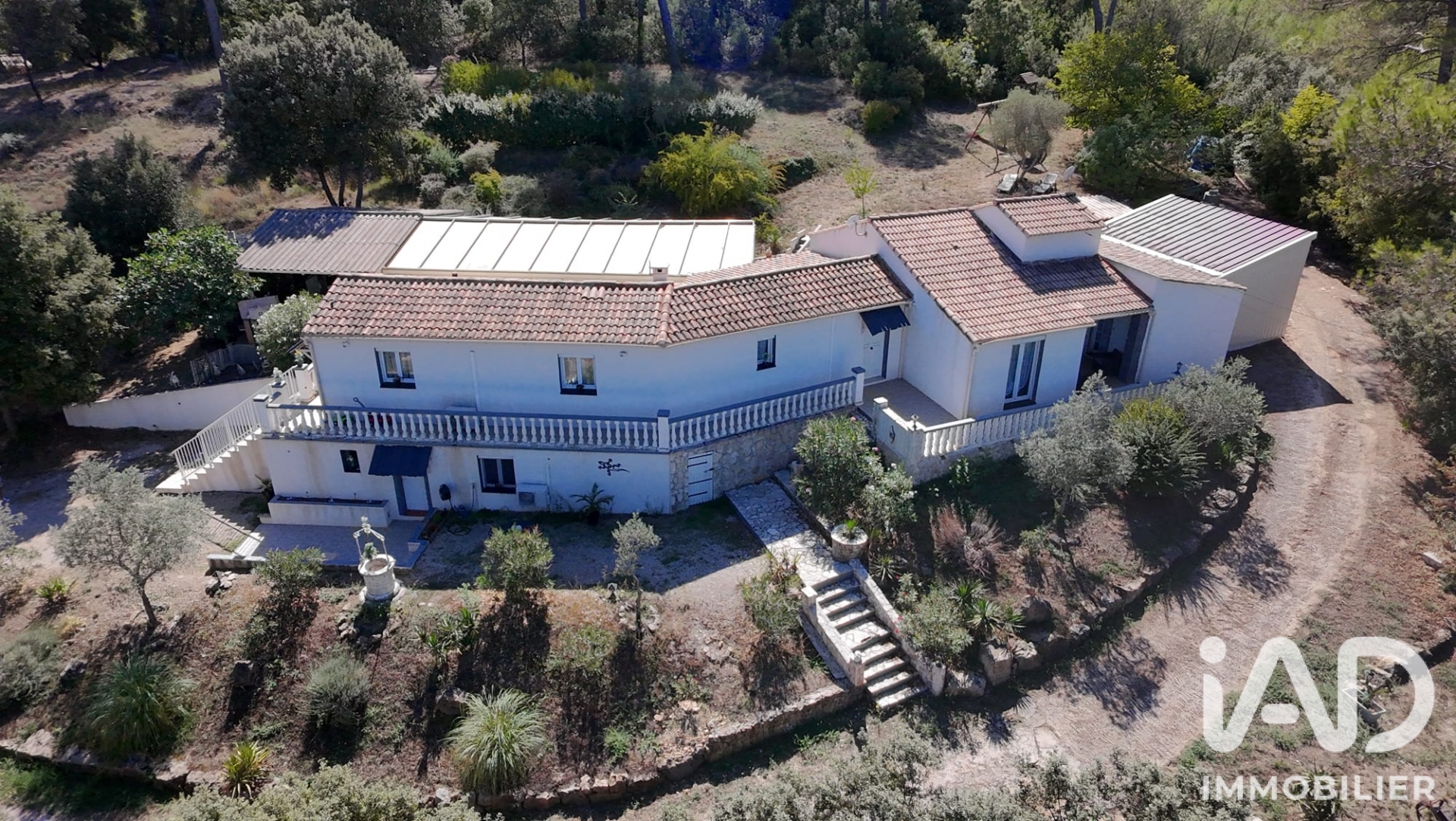 Maison à vendre à Tourves — 610 000 € — IAD France