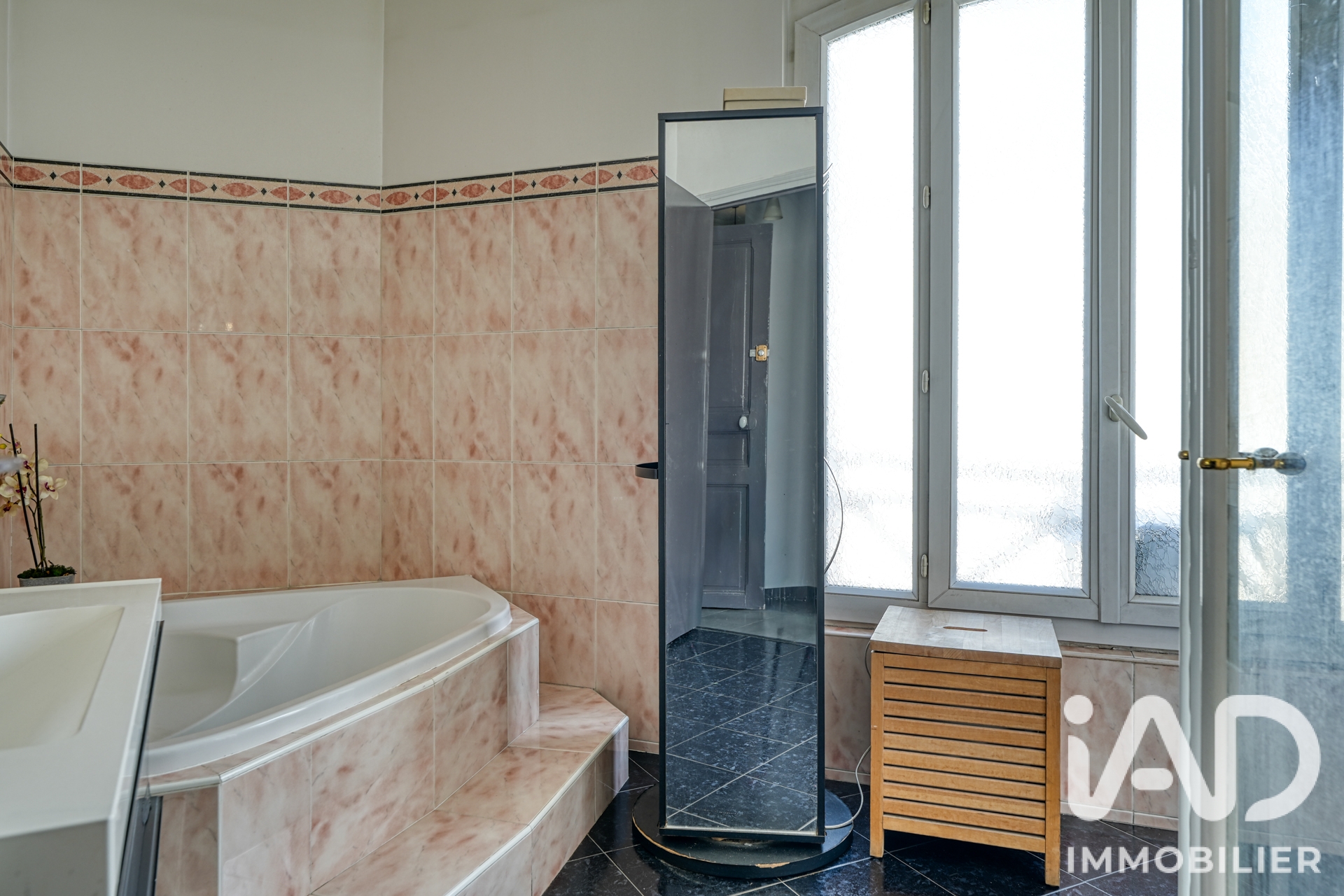 Vente maison à Suresnes (92150) : maison de ville 6 pièces 155 m² - 2111661 — 11
