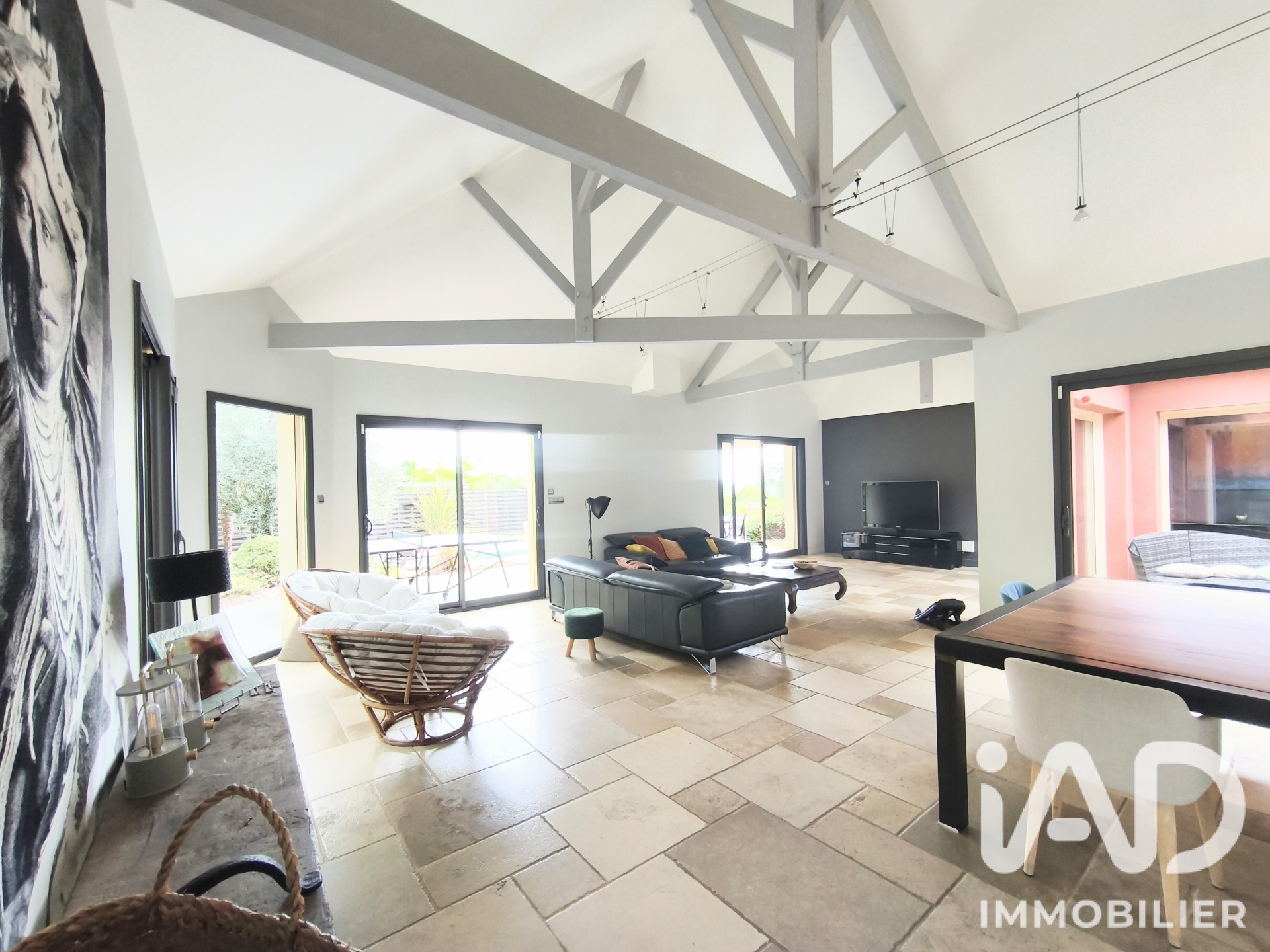 Maison à vendre à Collonges-la-Rouge — 410 000 € — IAD France