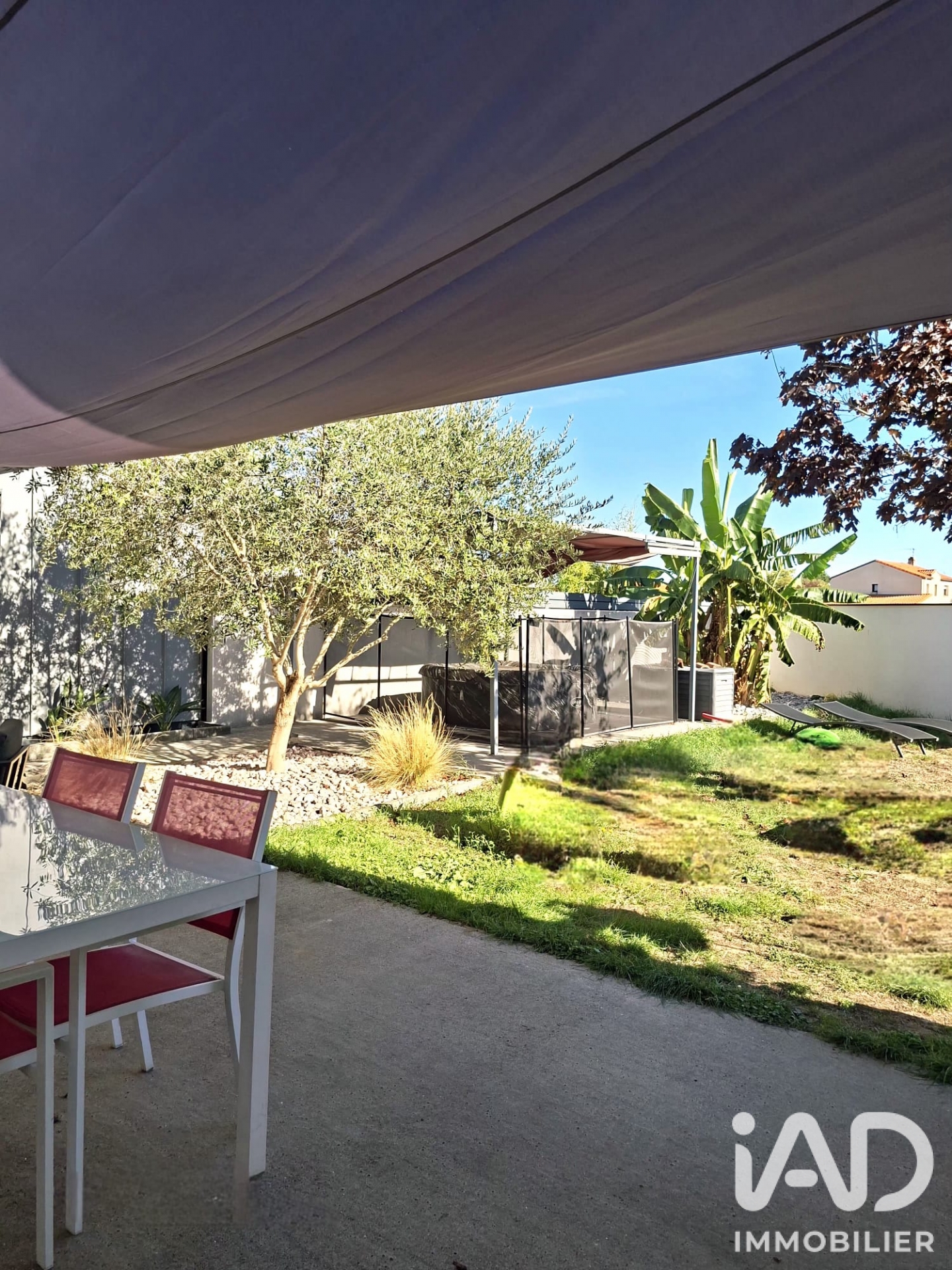Vente maison à Saint-Philbert-de-Grand-Lieu (44310) : maison 6 pièces 125 m² - 2111735 — 22