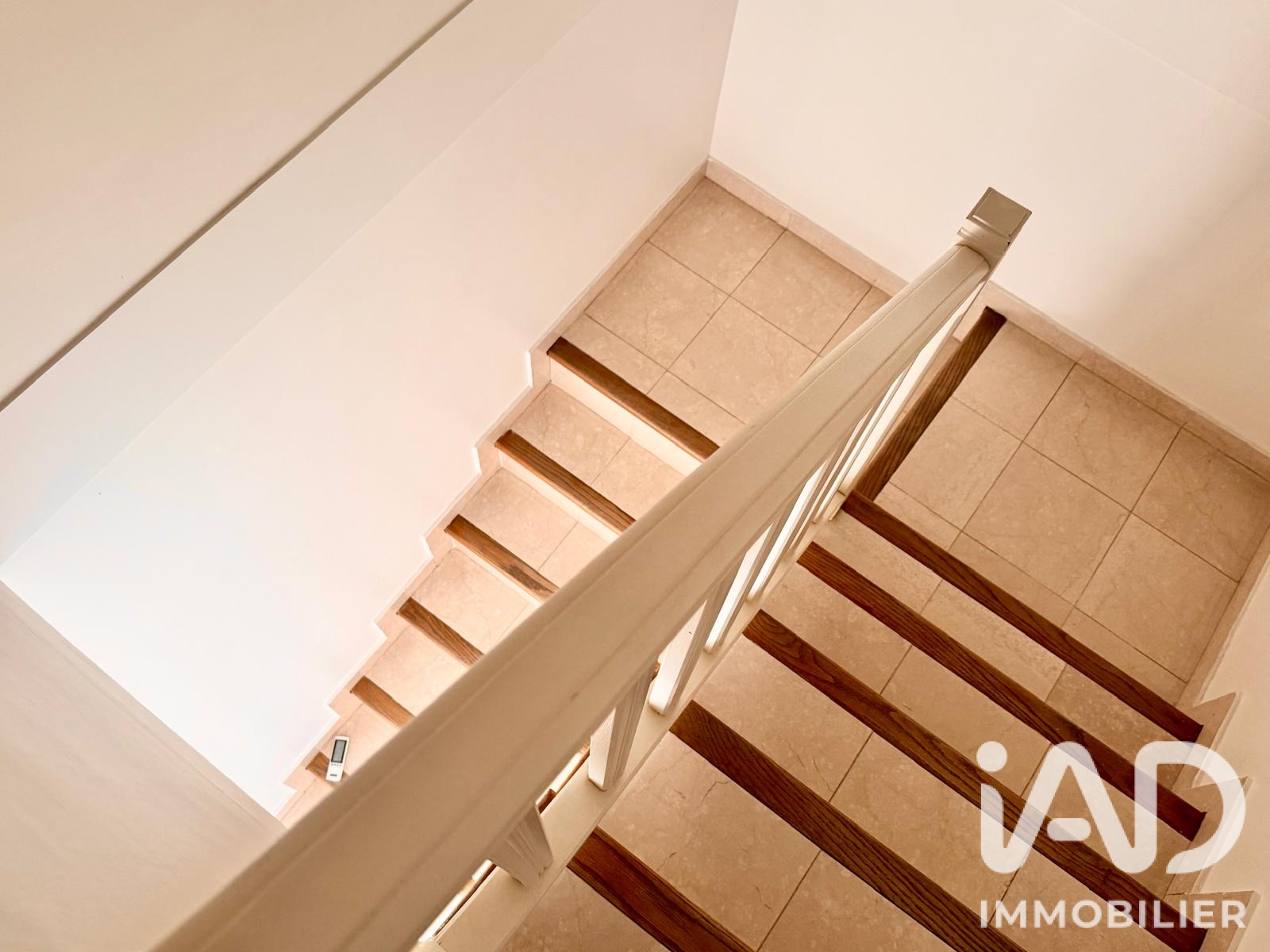 Vente maison à Sucy-en-Brie (94370) : maison 5 pièces 122 m² - 2110492 — 9