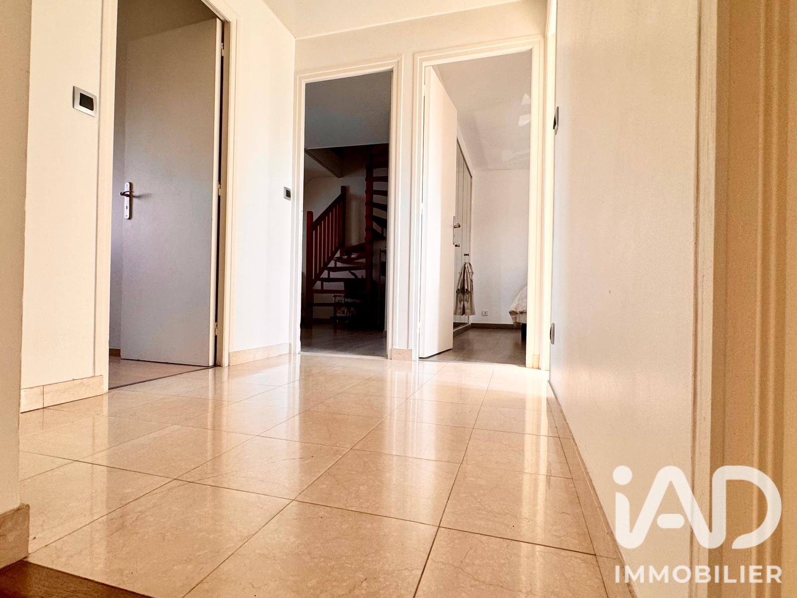 Vente maison à Sucy-en-Brie (94370) : maison 5 pièces 122 m² - 2110492 — 10