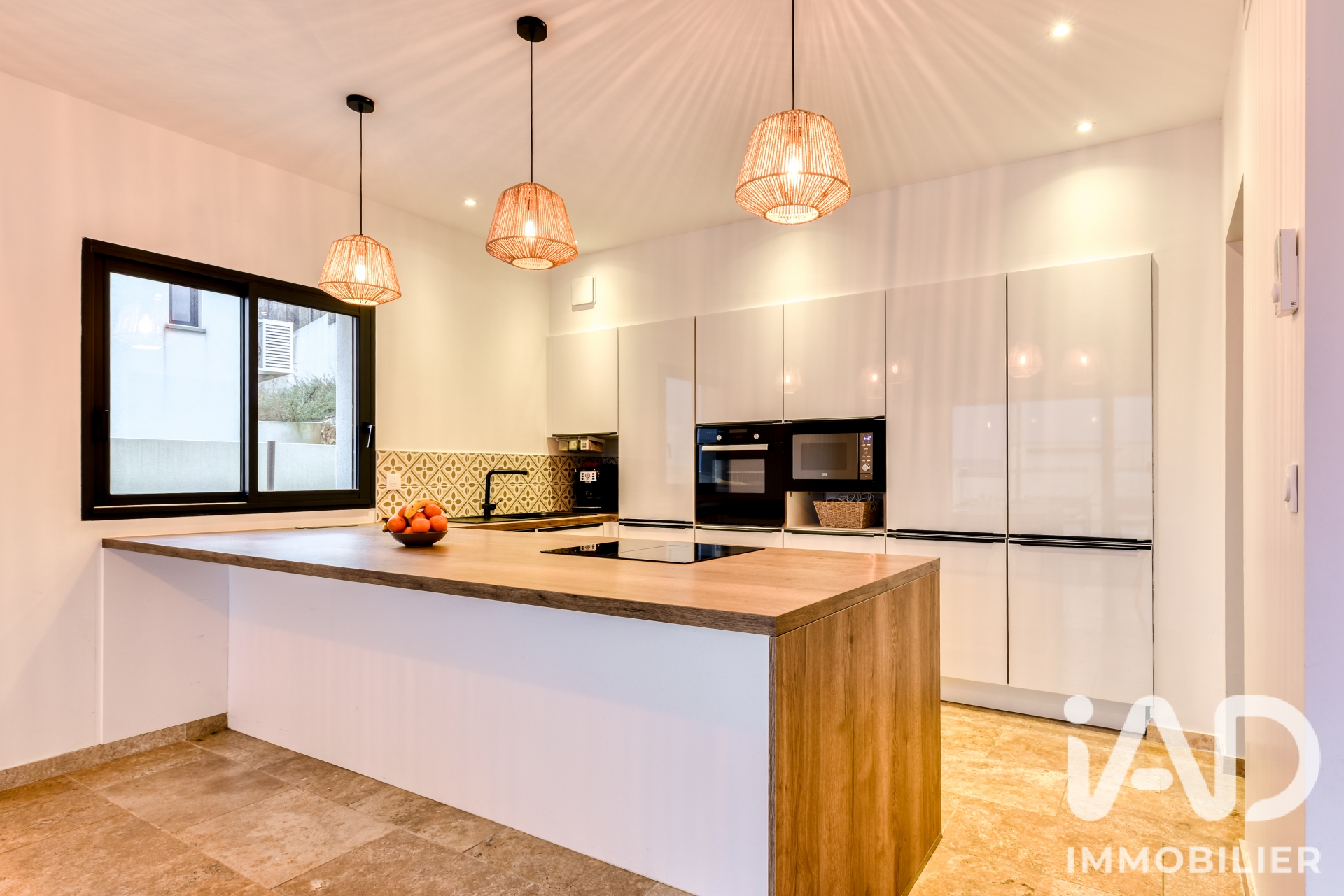 Maison à vendre à Narbonne — 436 800 € — IAD France