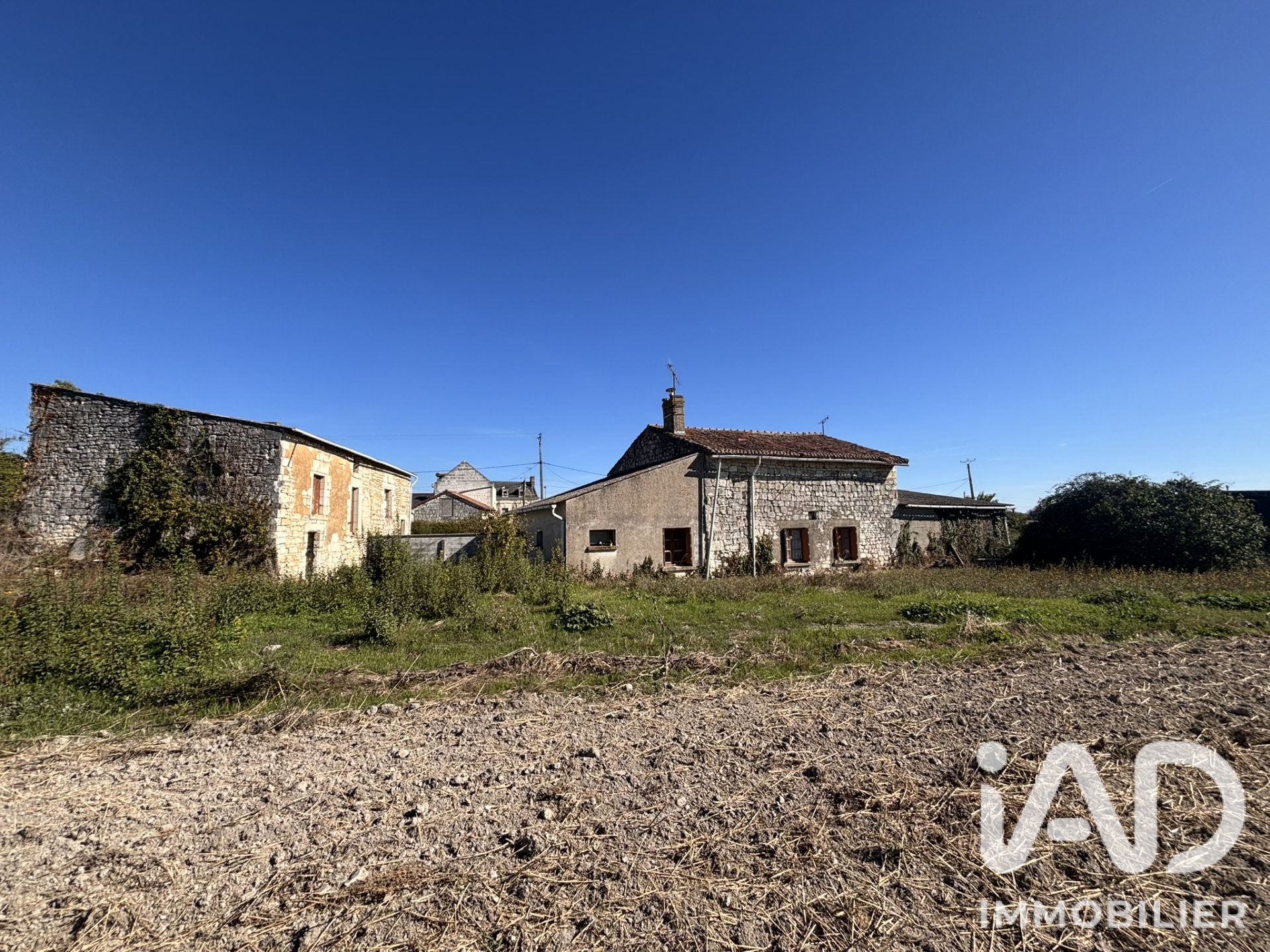 Vente maison à Bournand (86120) : maison 3 pièces 65 m² - 2109813 — 4