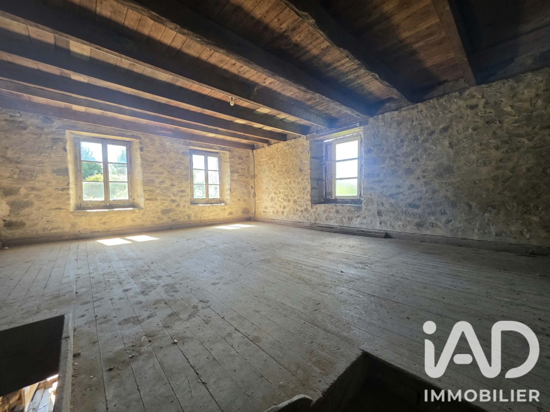 Vente maison à Valdallière (14350) : maison de campagne 5 pièces 97 m² - 2105346 — 14