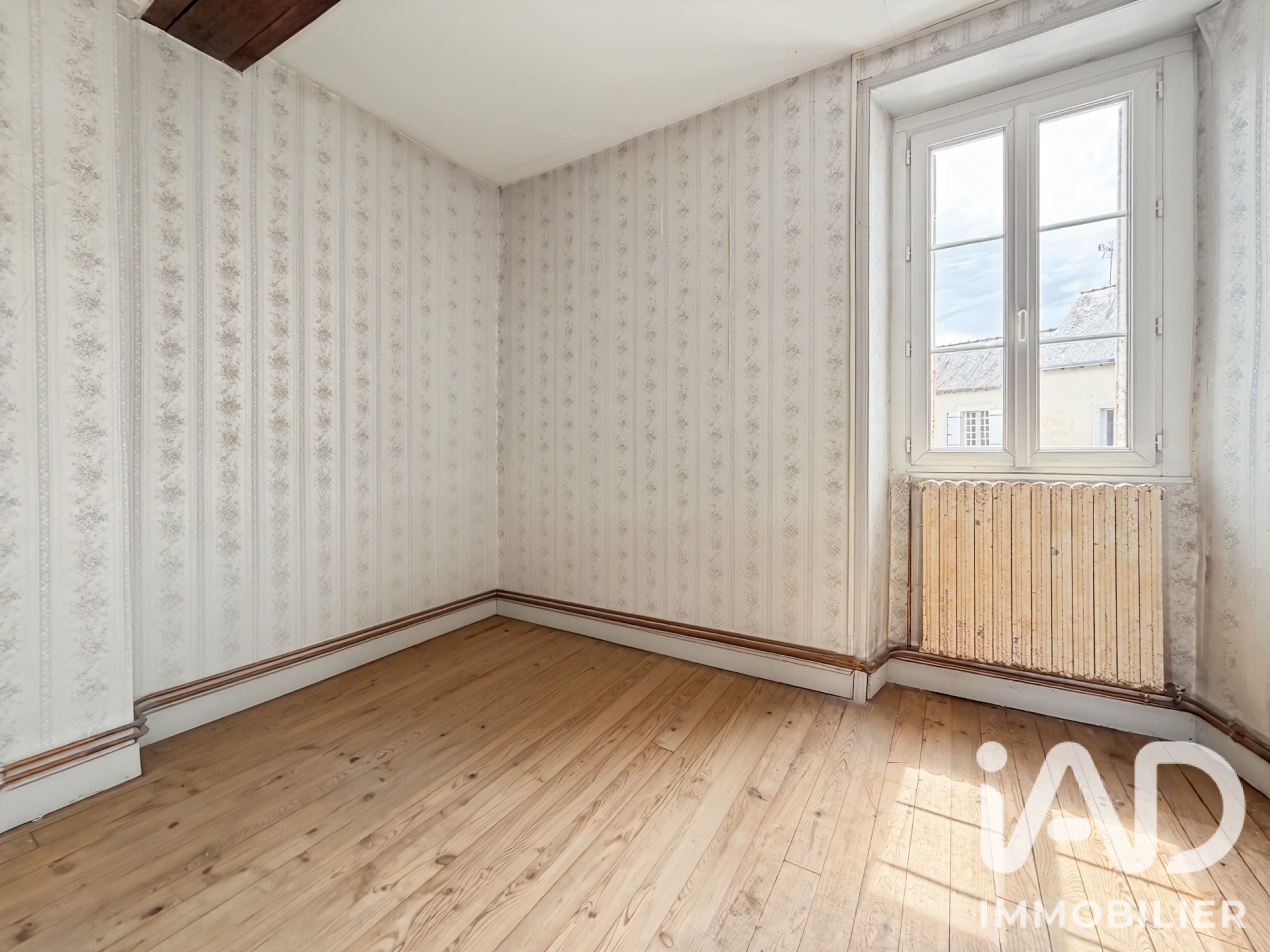 Vente maison à Soulgé-sur-Ouette (53210) : maison de village 5 pièces 90 m² - 2098867 — 10