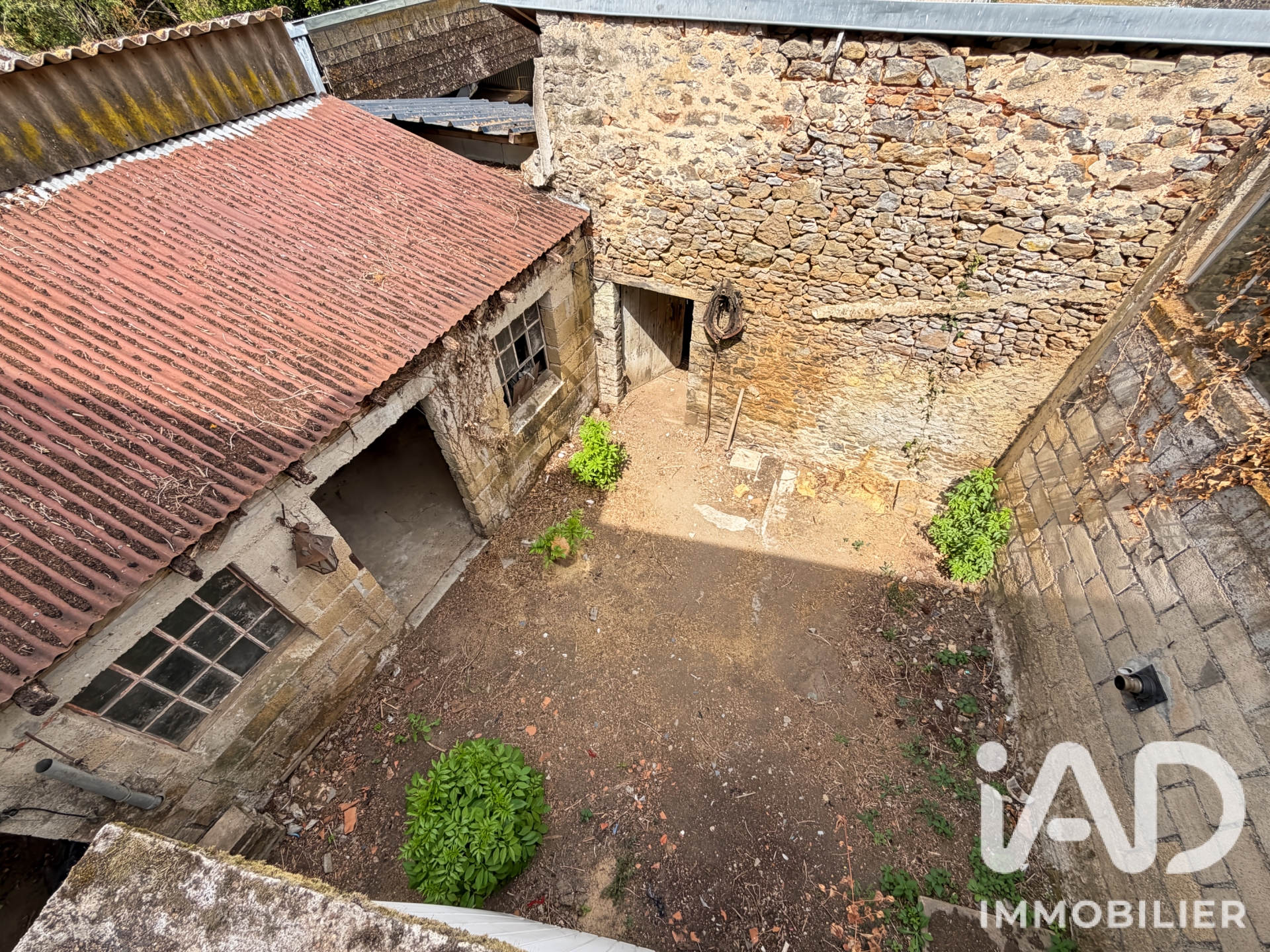 Vente maison à Soulgé-sur-Ouette (53210) : maison de village 5 pièces 90 m² - 2098867 — 17