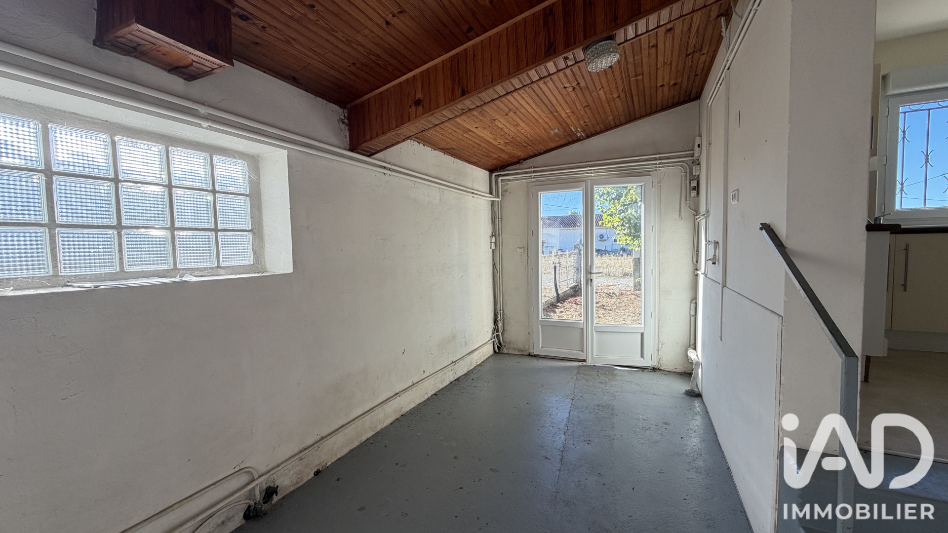 Vente maison à Ambarès-et-Lagrave (33440) : maison 4 pièces 91 m² - 2110978 — 8