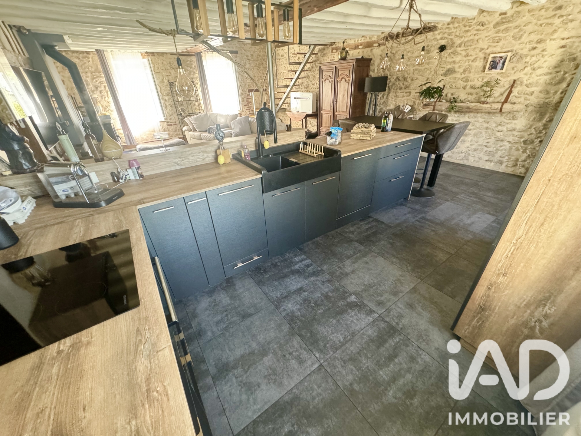Vente appartement à Saint-Denis-en-Val (45560) : appartement 5 pièces 145 m² - 2110072 — 8
