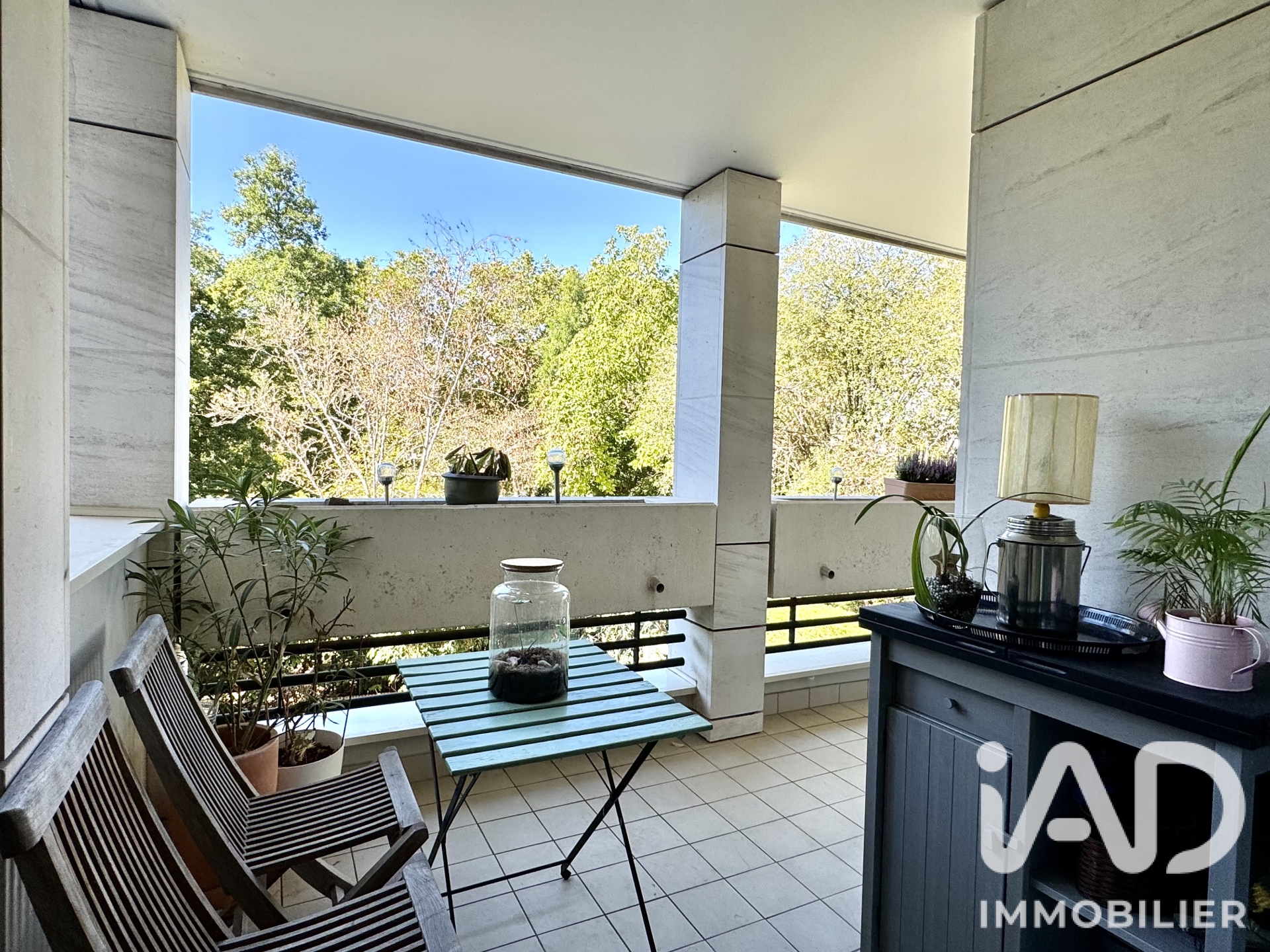 Appartement à vendre à Rueil-Malmaison — 720 000 € — IAD France