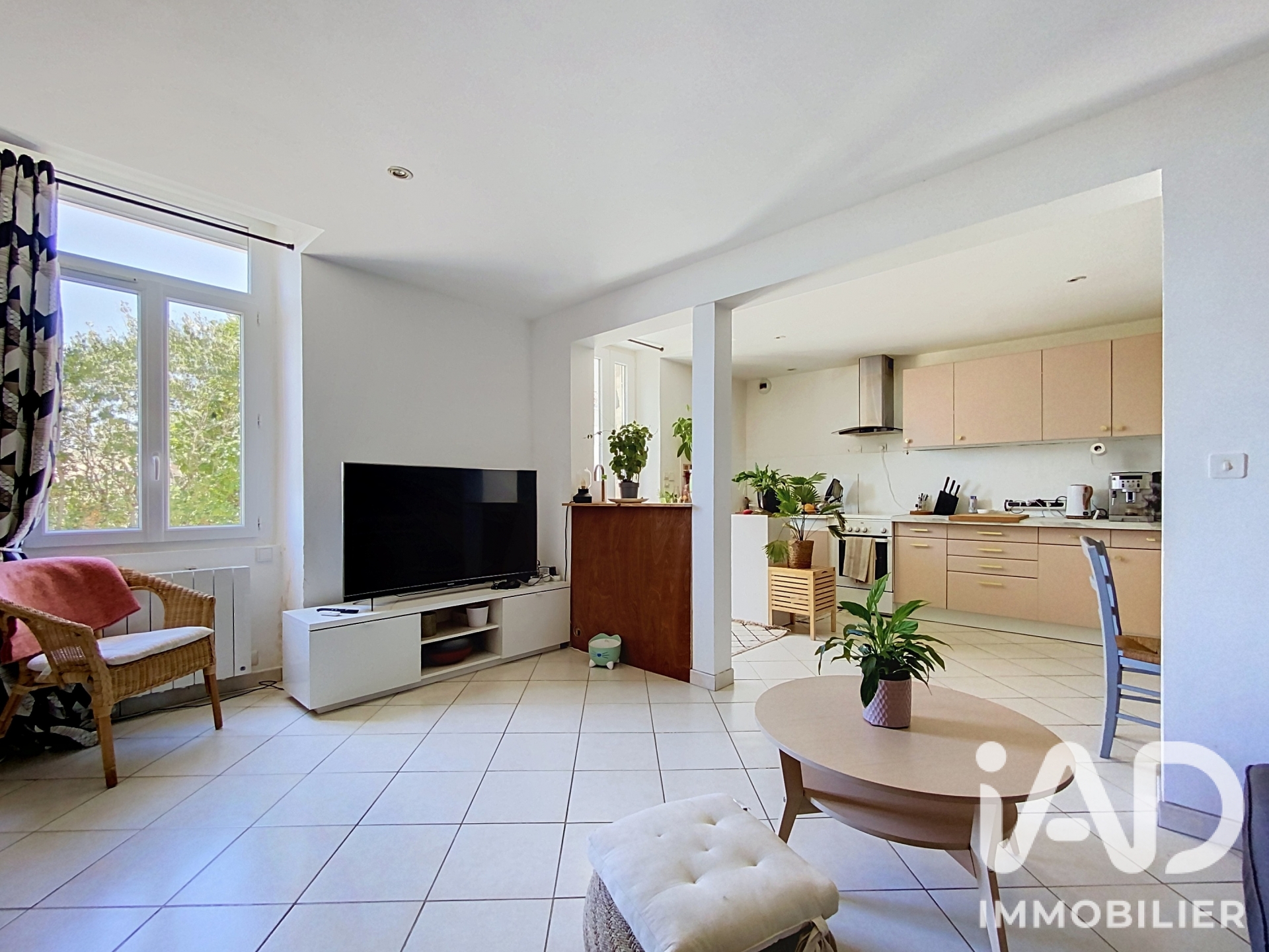 Maison à vendre à BOMMES — 180 000 € — IAD France