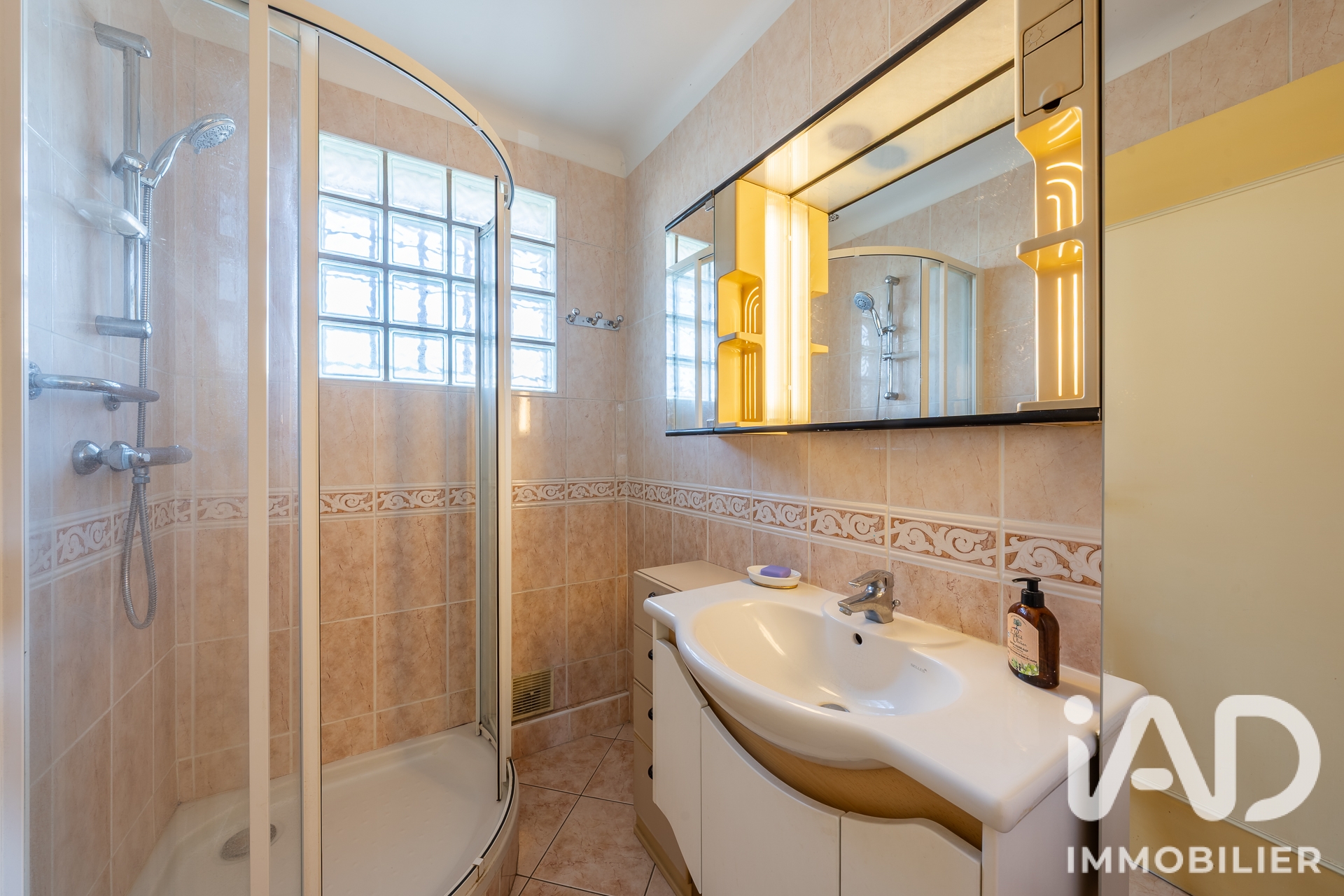 Vente maison à Chevilly-Larue (94550) : maison 5 pièces 85 m² - 2109946 — 10
