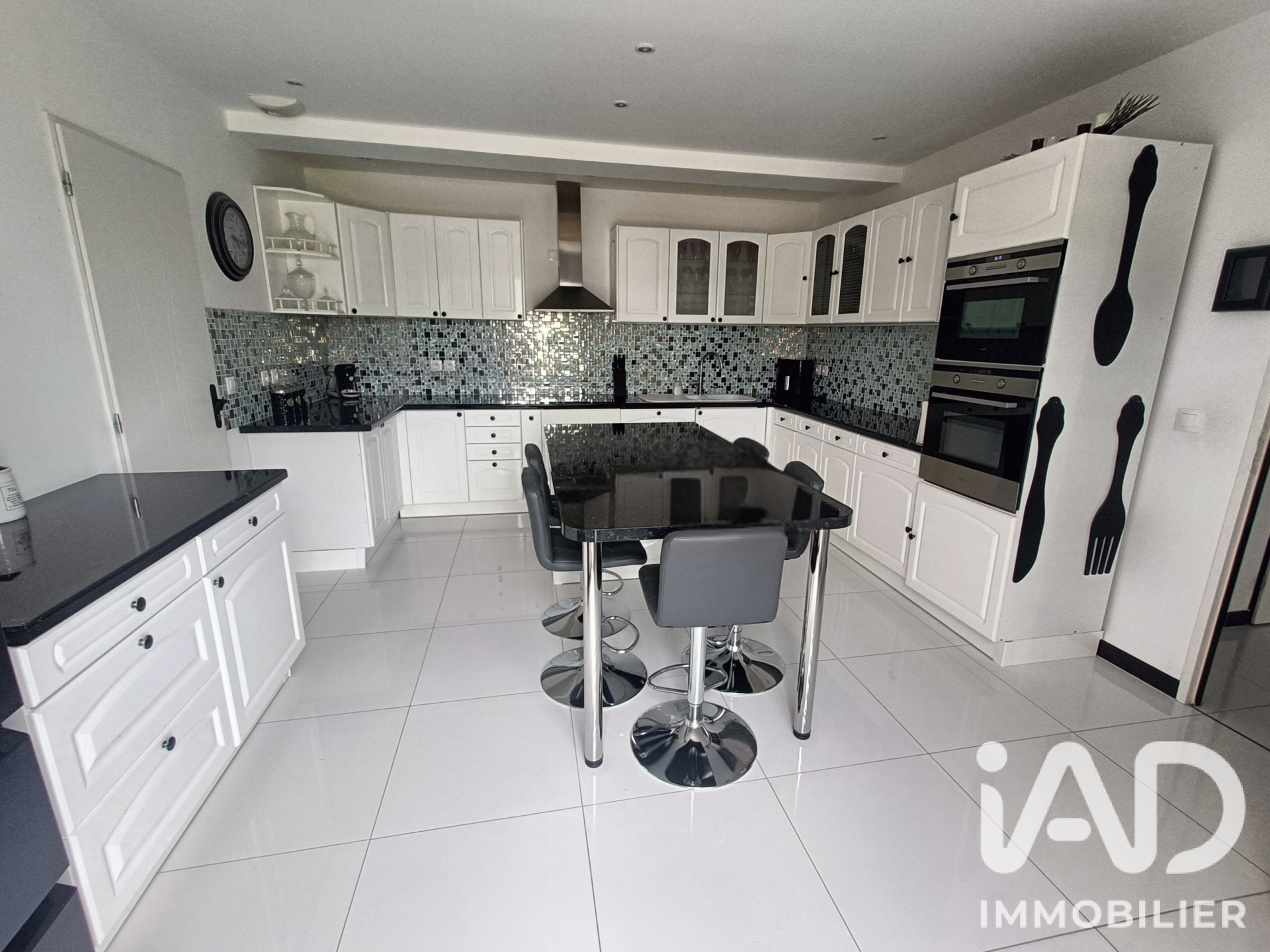 Vente maison à Saint-Lubin-des-Joncherets (28350) : maison 6 pièces 174 m² - 2110721 — 6