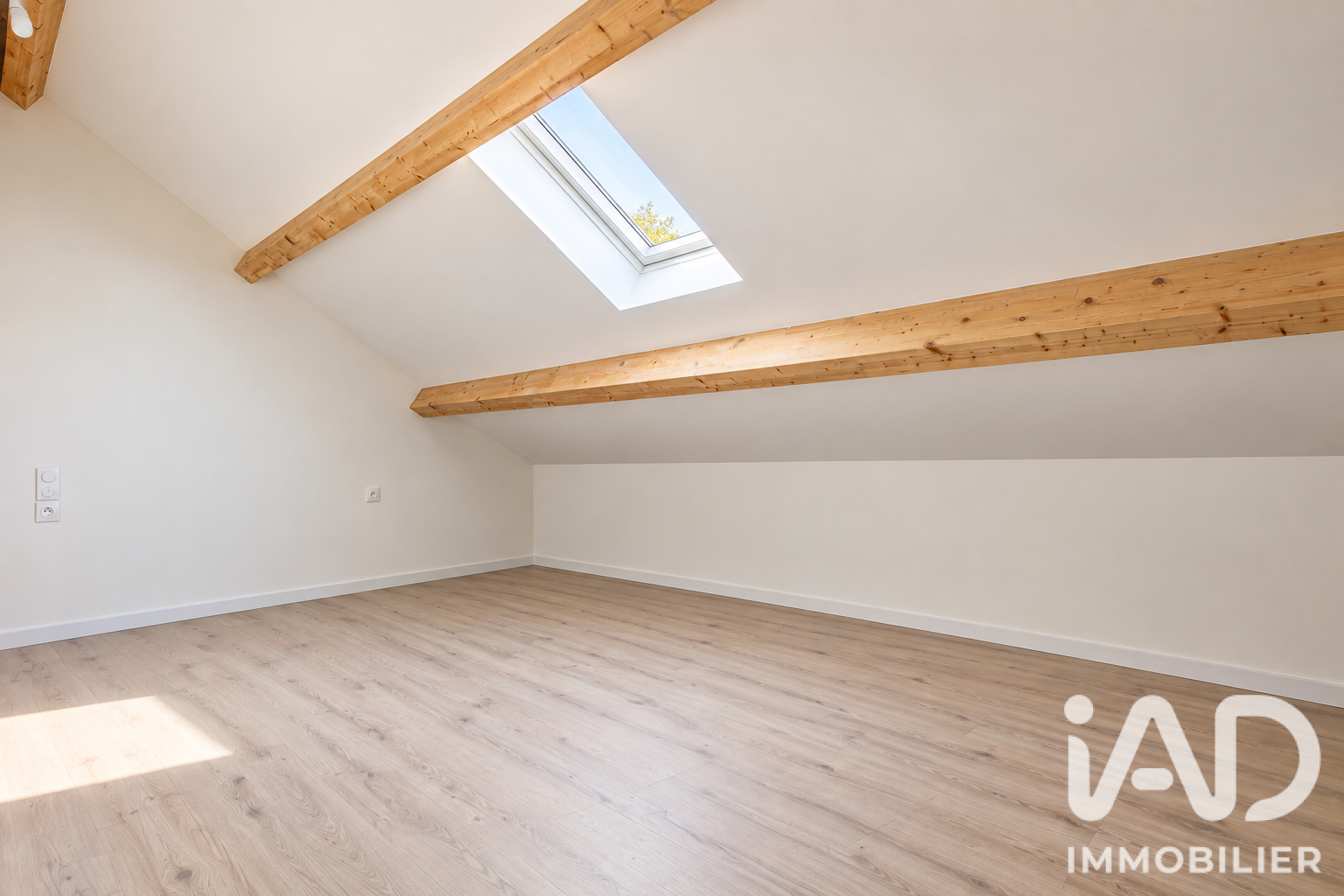 Vente maison à Montlhéry (91310) : maison traditionnelle 6 pièces 153 m² - 2112882 — 17