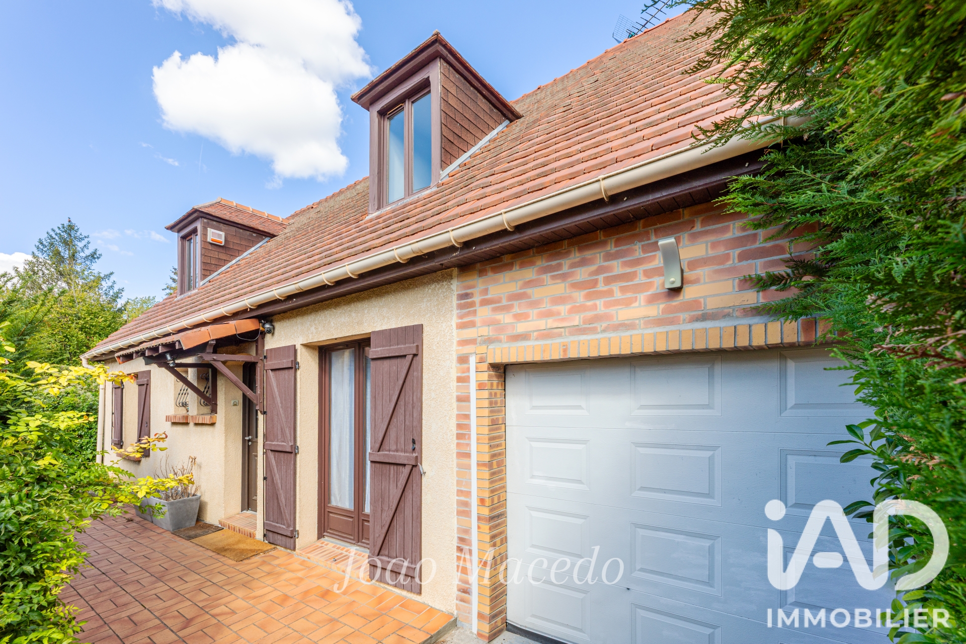 Maison à vendre à Ableiges — 355 000 € — IAD France