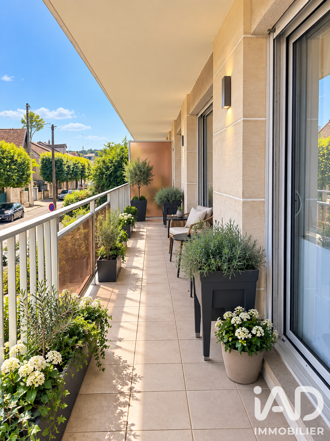 Appartement à vendre à Poissy — 349 000 € — IAD France