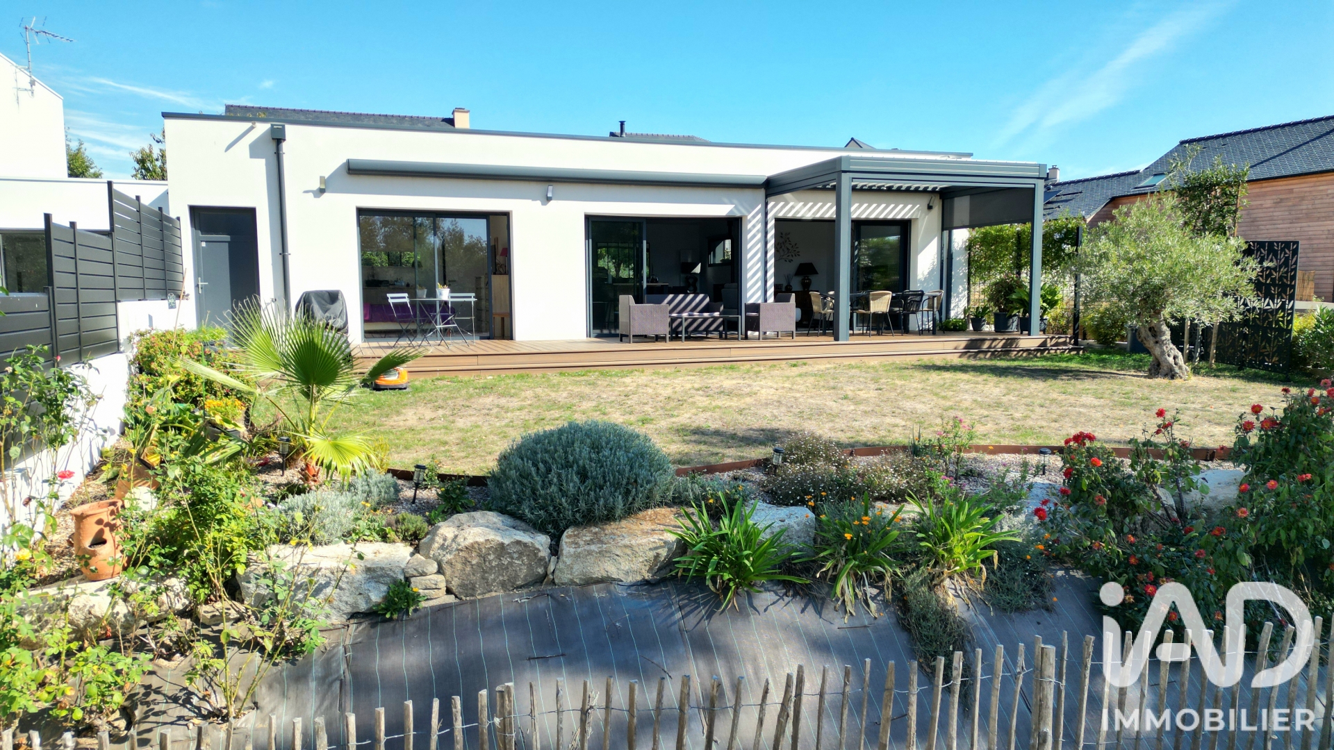 Maison à vendre à Brech — 585 000 € — IAD France