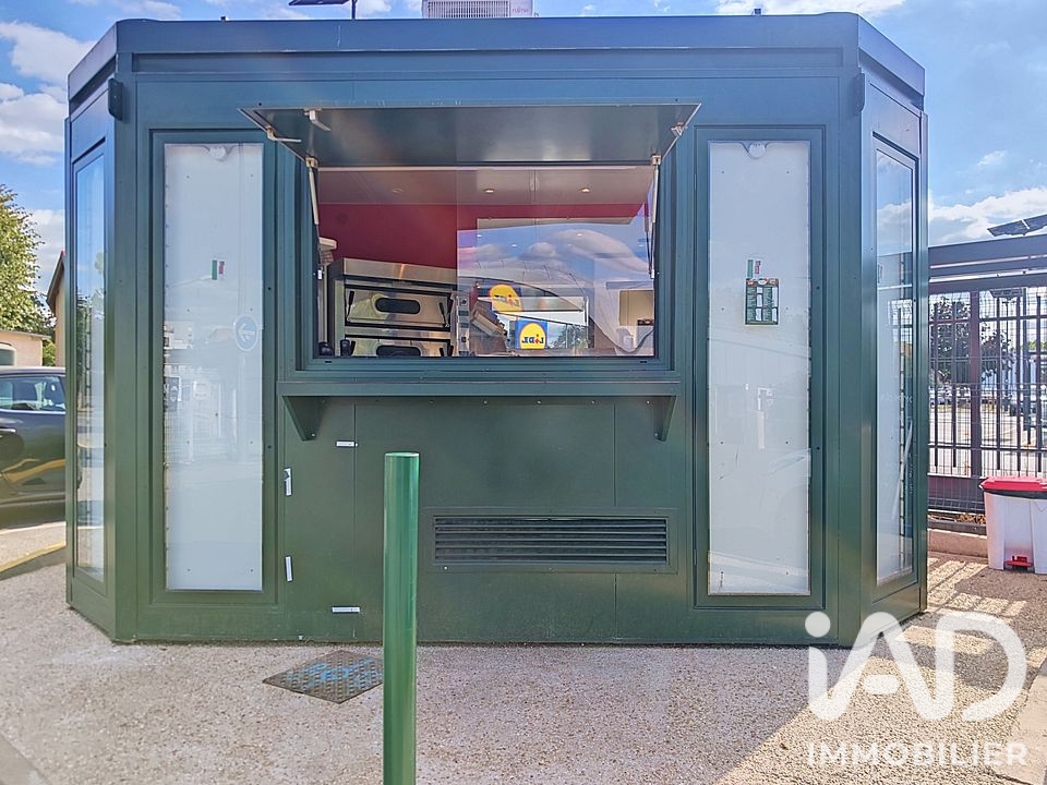 Commerce à vendre à Boussy-Saint-Antoine — 99 000 € — IAD France