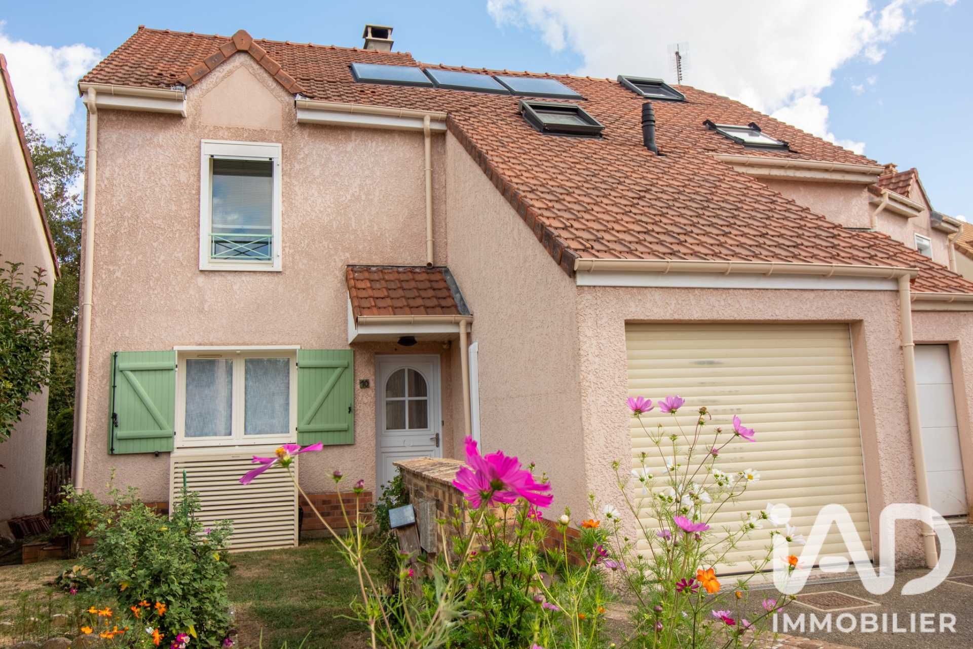 Maison à vendre à Beynes — 325 000 € — IAD France