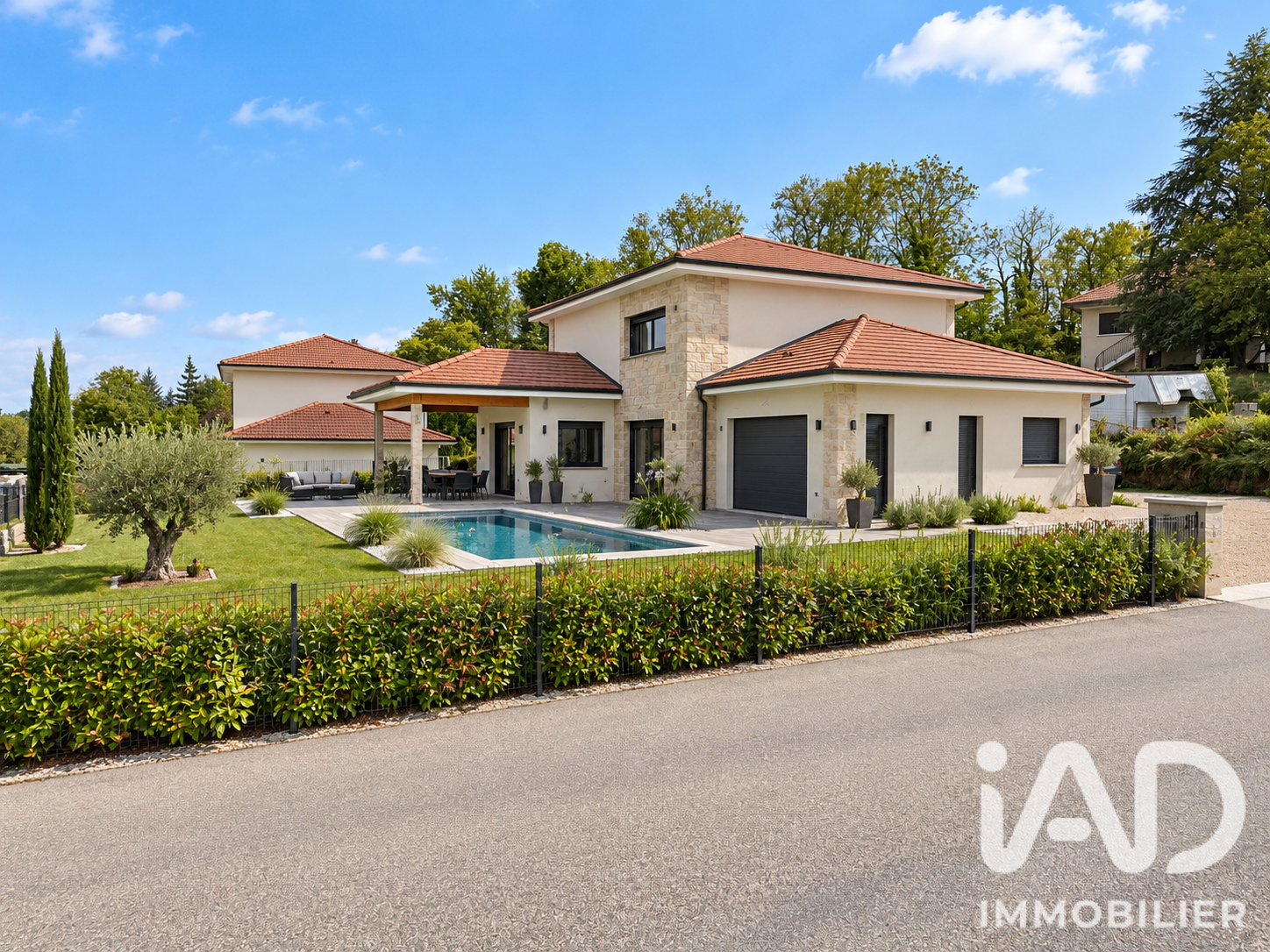 Maison à vendre à Sillans — 426 900 € — IAD France