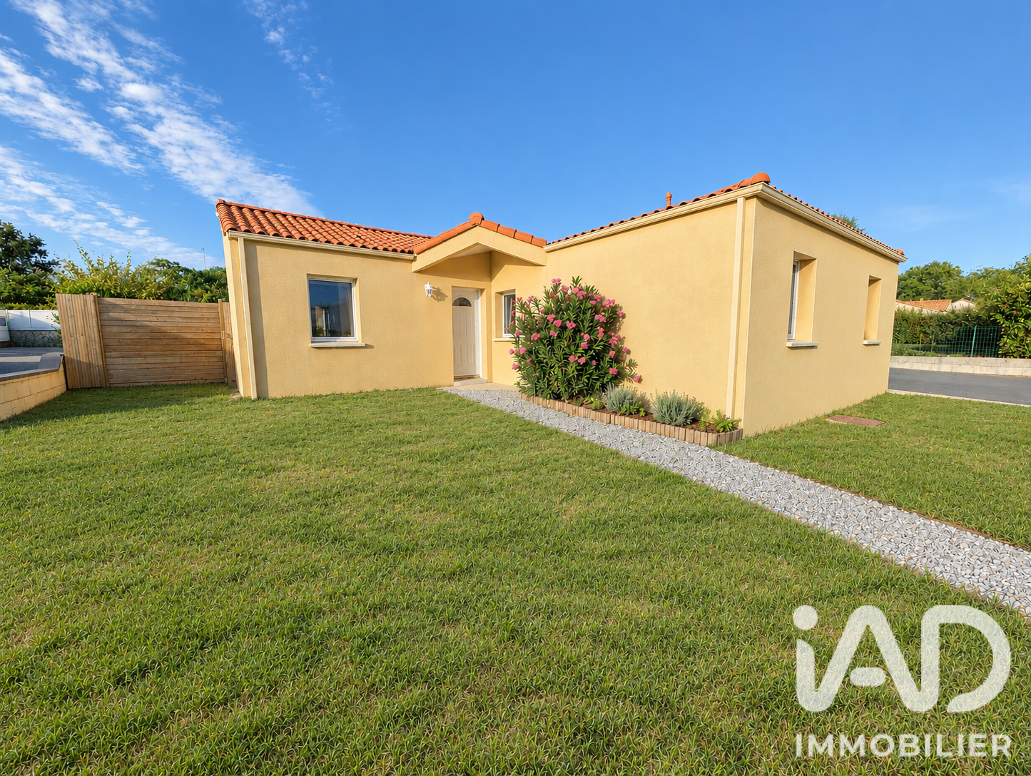 Vente maison à Les Herbiers (85500) : maison 5 pièces 103 m² - 2108958 — 7