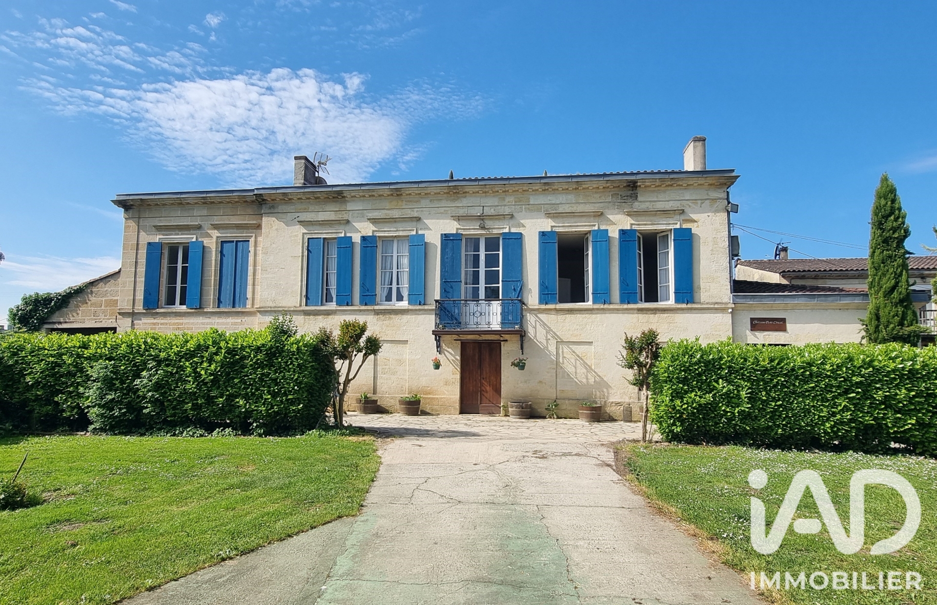 Maison à vendre à Isle-Saint-Georges — 670 000 € — IAD France