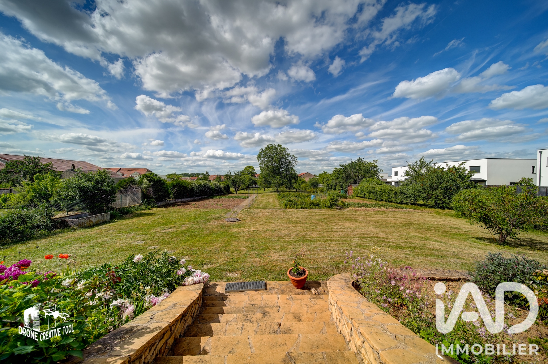 Maison à vendre à Ogy — 355 000 € — IAD France