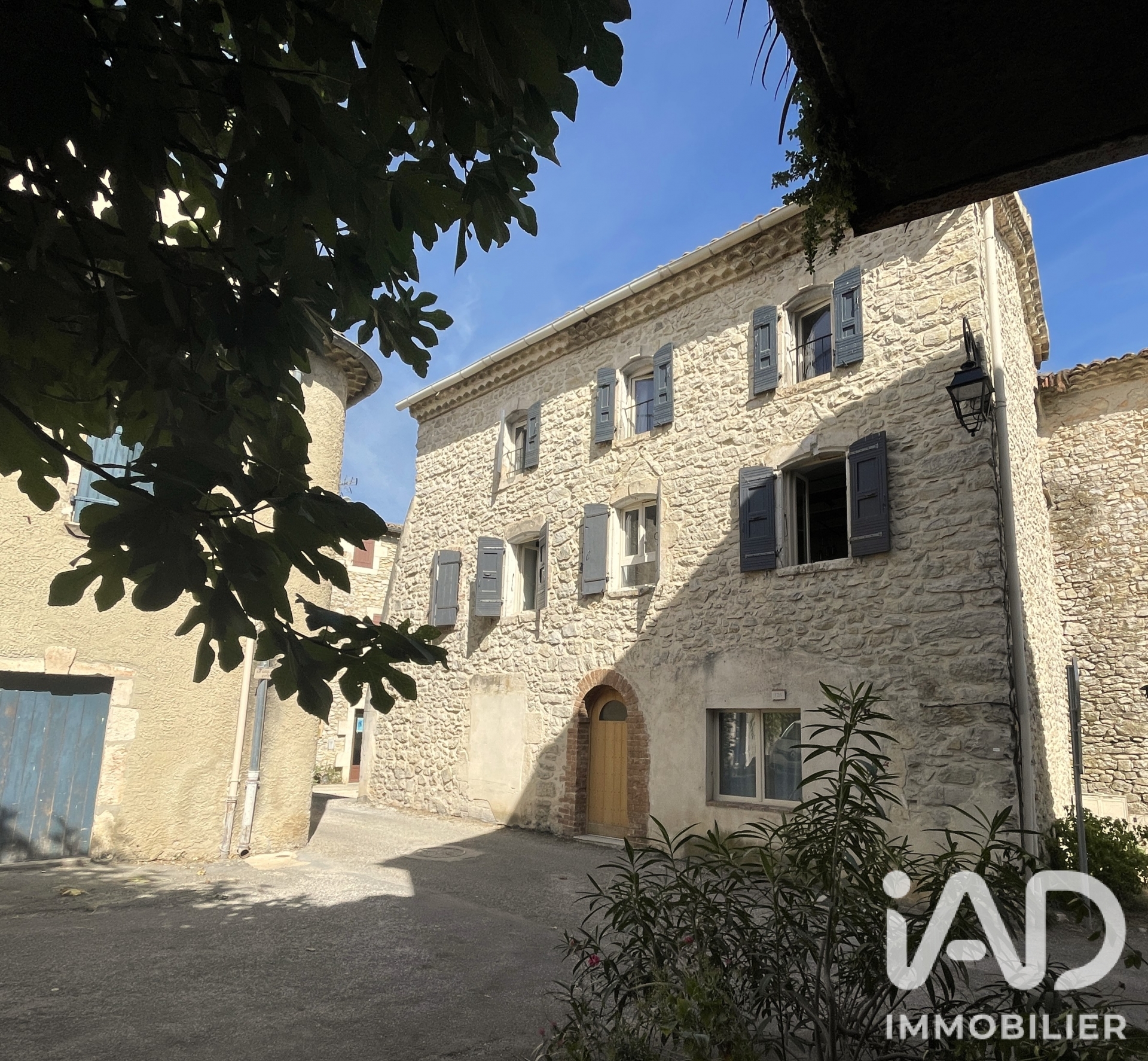 Maison à vendre à Fons-sur-Lussan — 240 000 € — IAD France