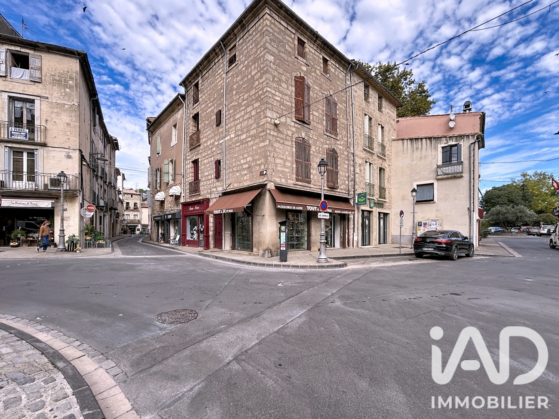 Commerce à vendre à Pézenas — 19 000 € — IAD France
