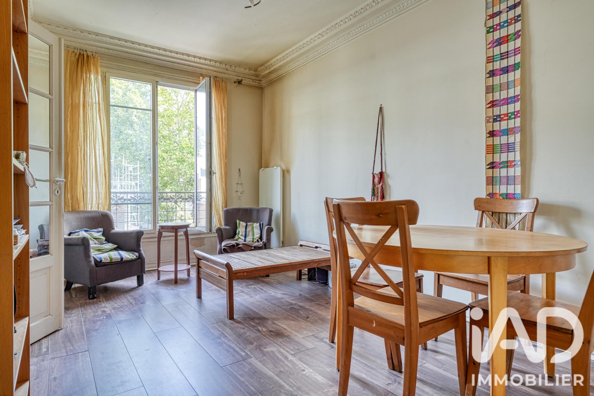 Appartement à vendre à Paris — 380 000 € — IAD France
