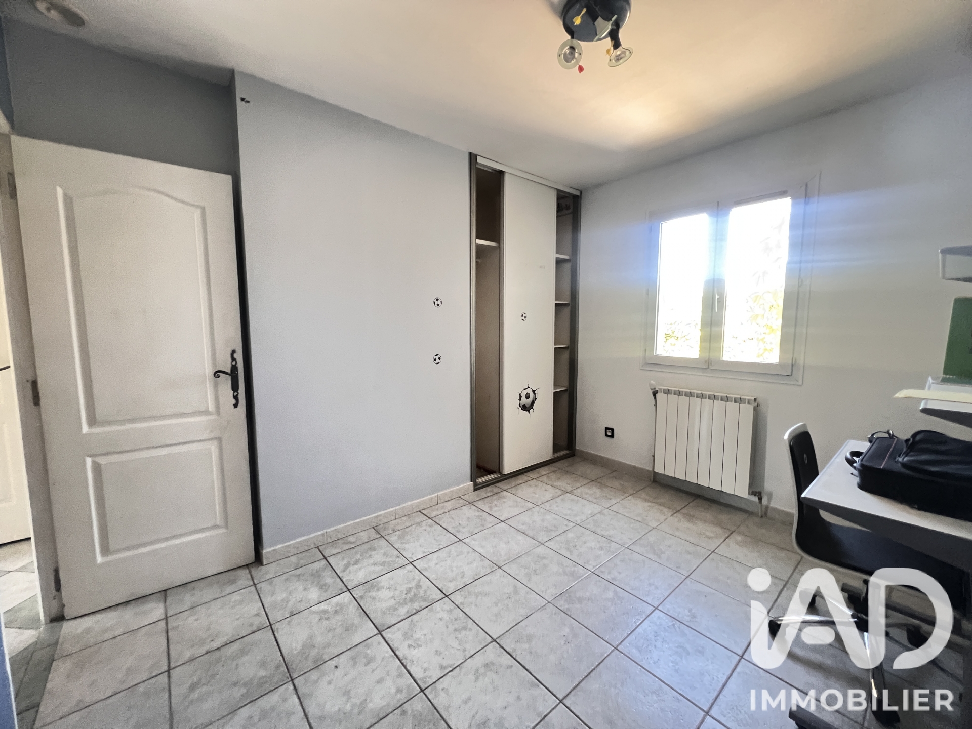 Vente maison à Saint-Maximin-la-Sainte-Baume (83470) : maison traditionnelle 6 pièces 123 m² - 2110255 — 13