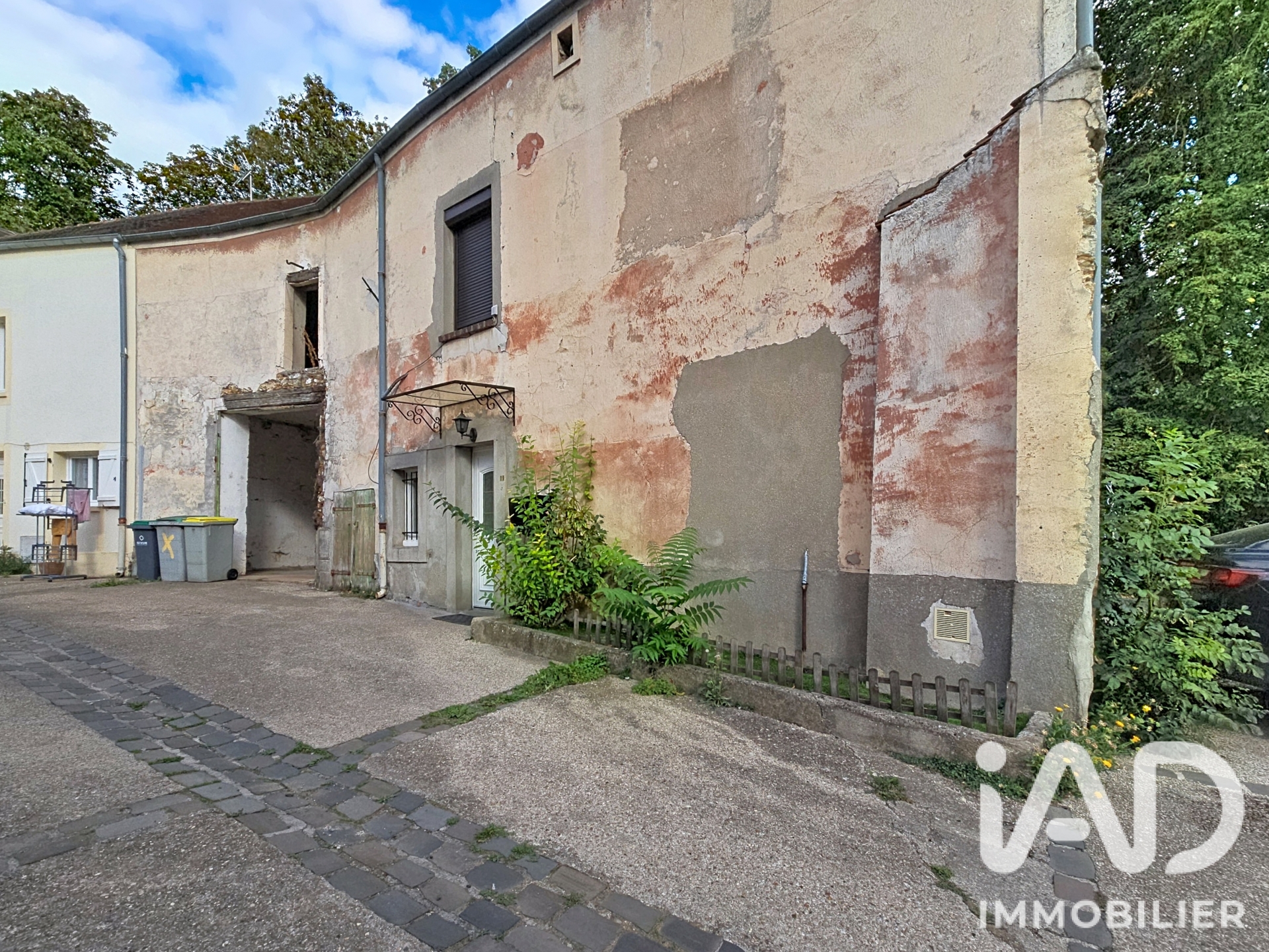 Maison à vendre à Périgny — 190 000 € — IAD France