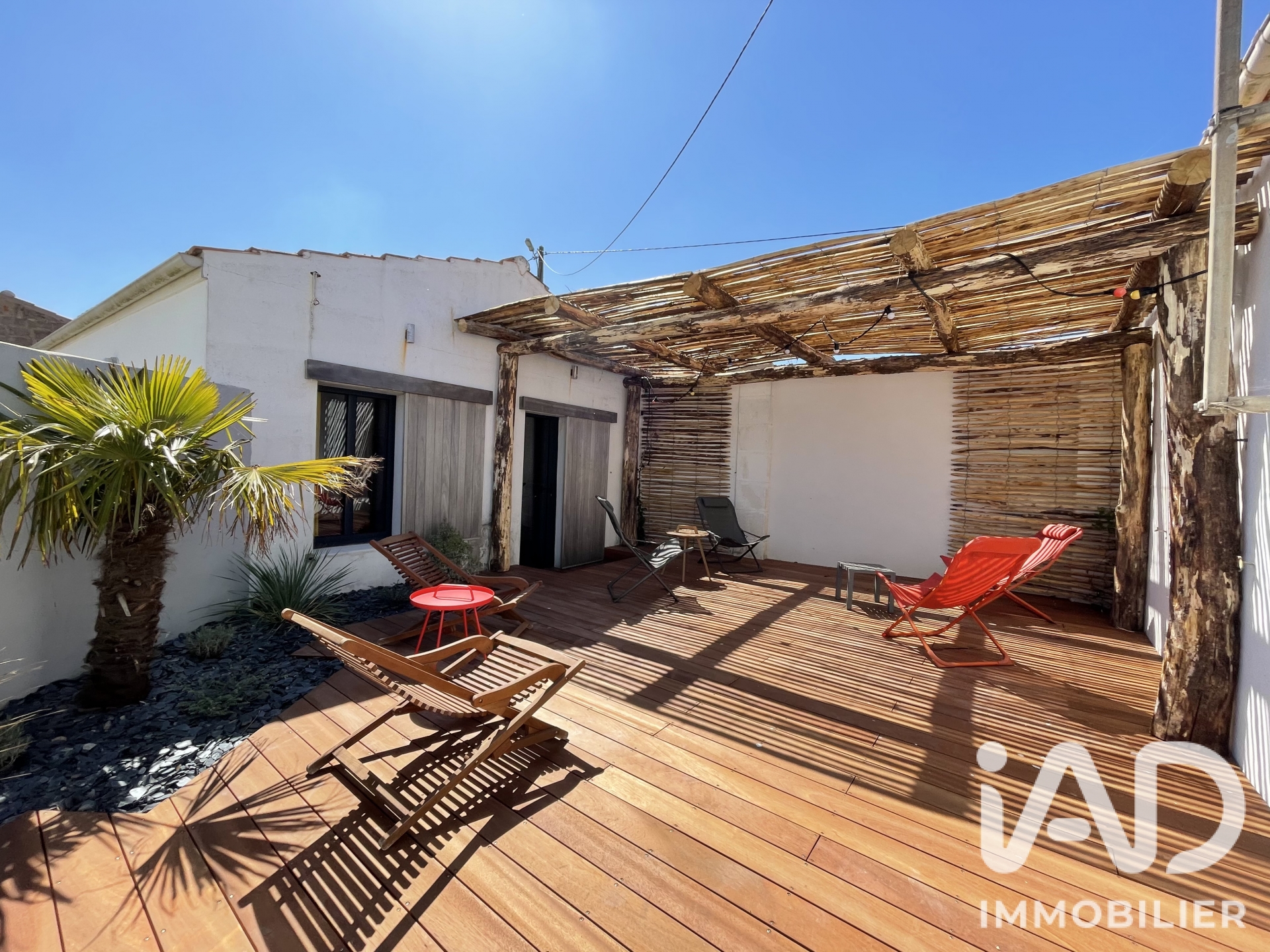 Maison à vendre à Saint-Denis-d'Oléron — 395 000 € — IAD France