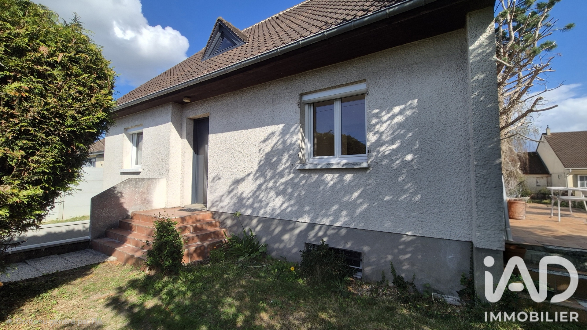Maison à vendre à Saint-Pierre-lès-Elbeuf — 229 000 € — IAD France