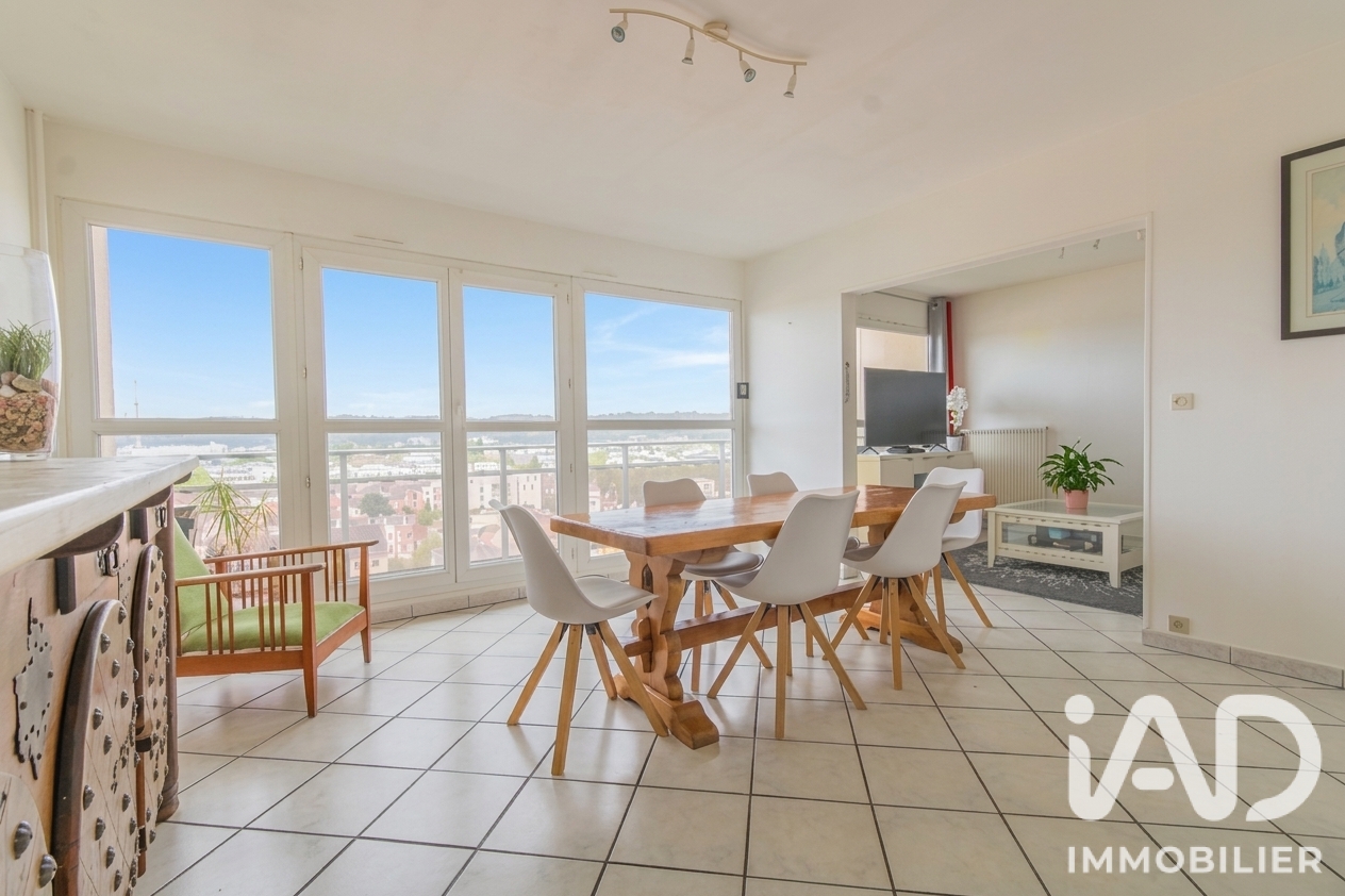 Appartement à vendre à Le Petit-Quevilly — 90 000 € — IAD France