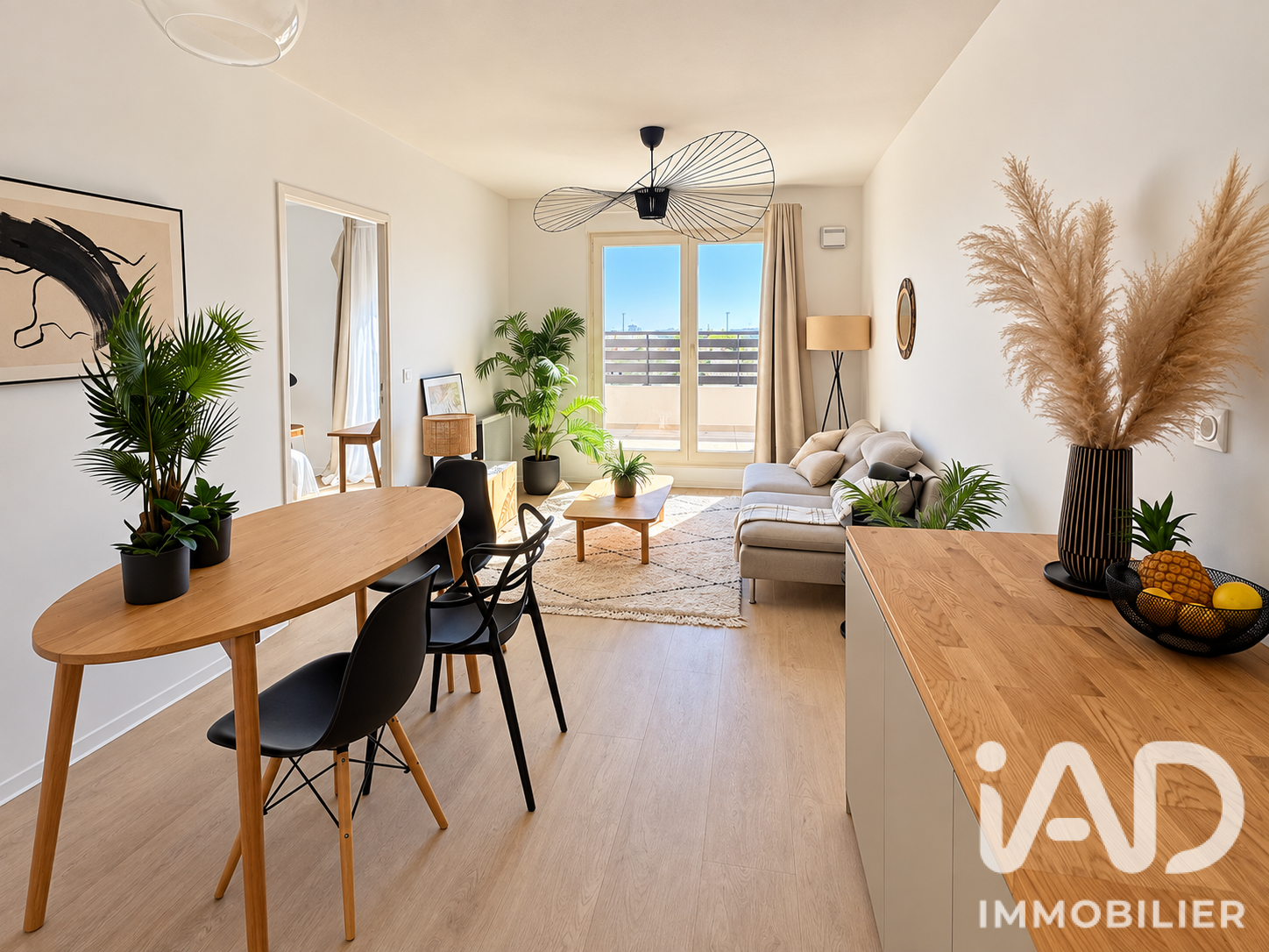 Appartement à vendre à Nîmes — 241 331 € — IAD France