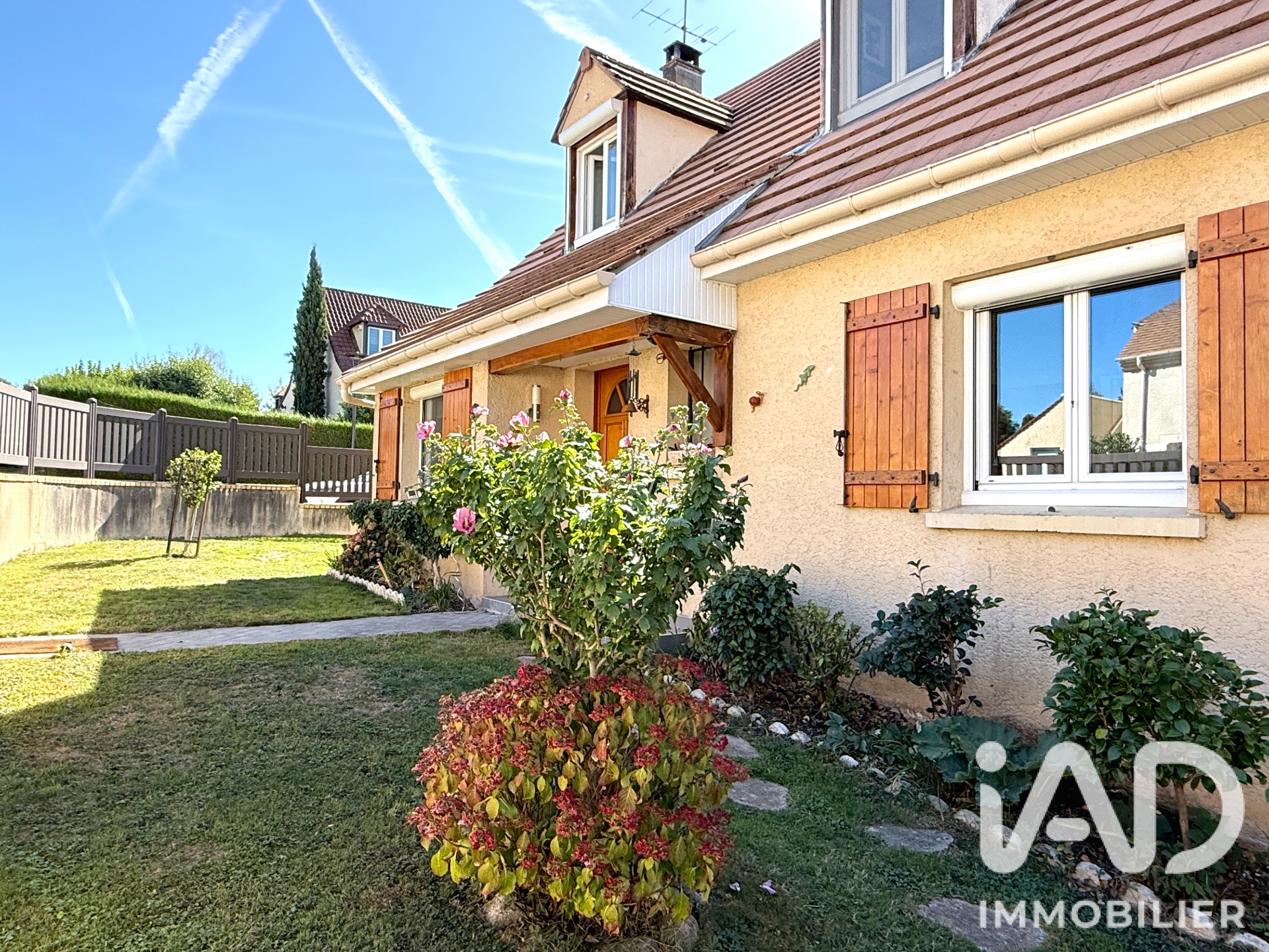 Maison à vendre à La Queue-les-Yvelines — 438 000 € — IAD France