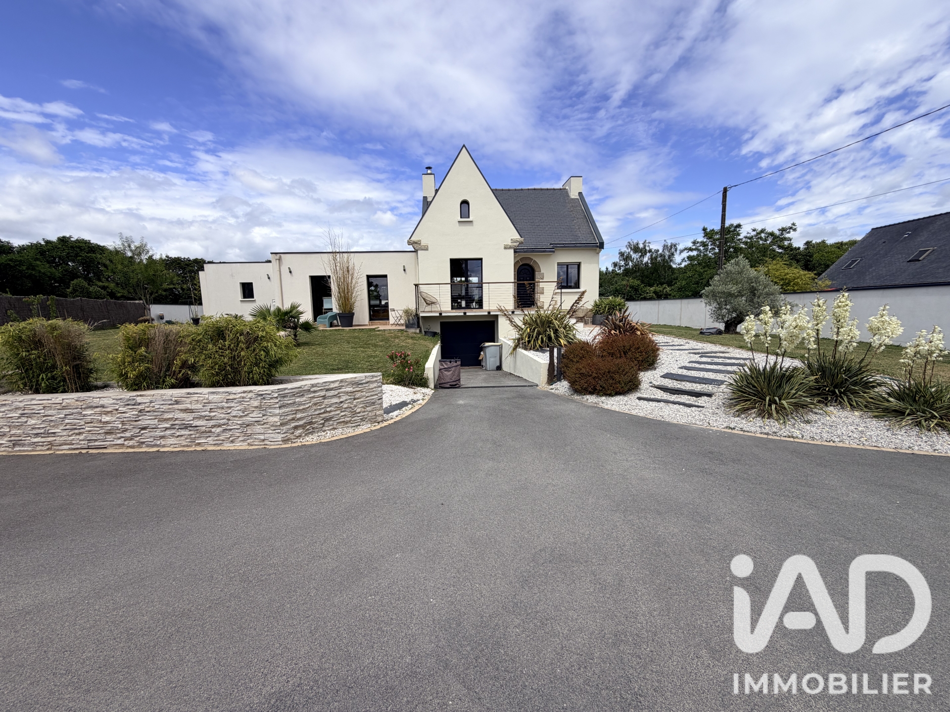 Maison à vendre à Thouaré-sur-Loire — 730 000 € — IAD France