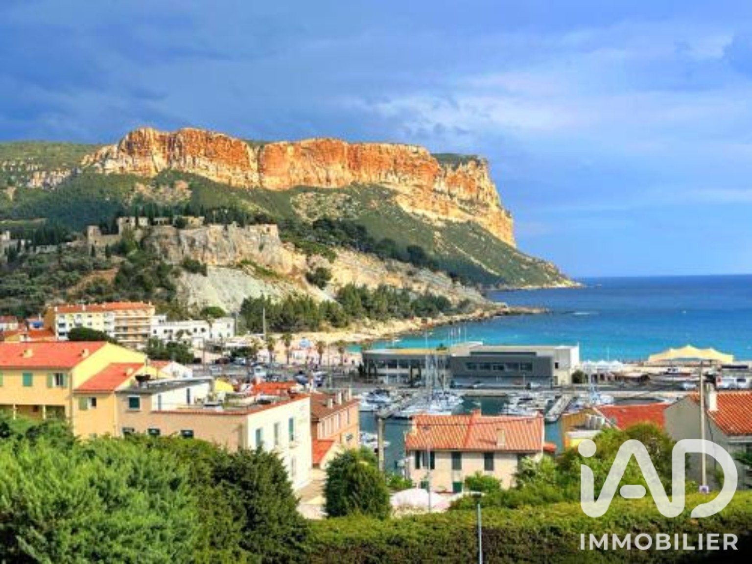 Appartement à vendre à Cassis — 237 000 € — IAD France