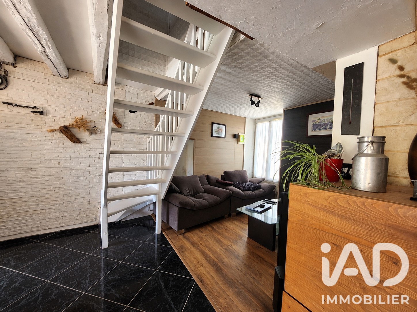 Maison à vendre à Janvry — 219 900 € — IAD France