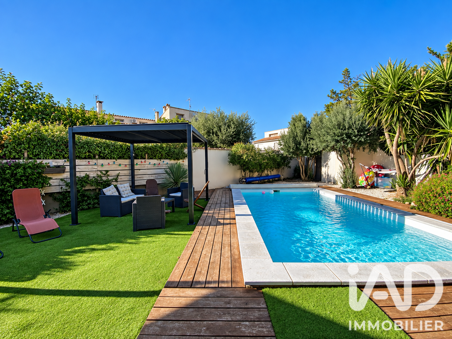 Maison à vendre à Narbonne — 439 000 € — IAD France