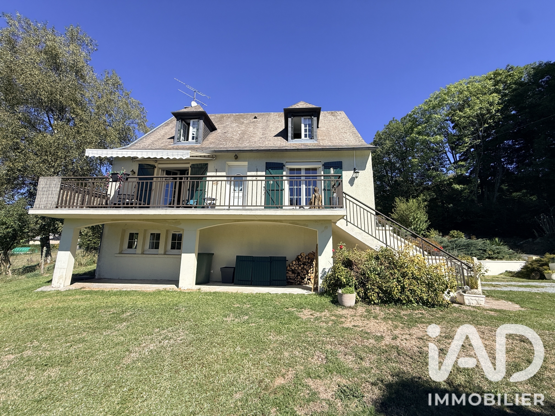 Maison à vendre à Peyrelevade — 147 000 € — IAD France