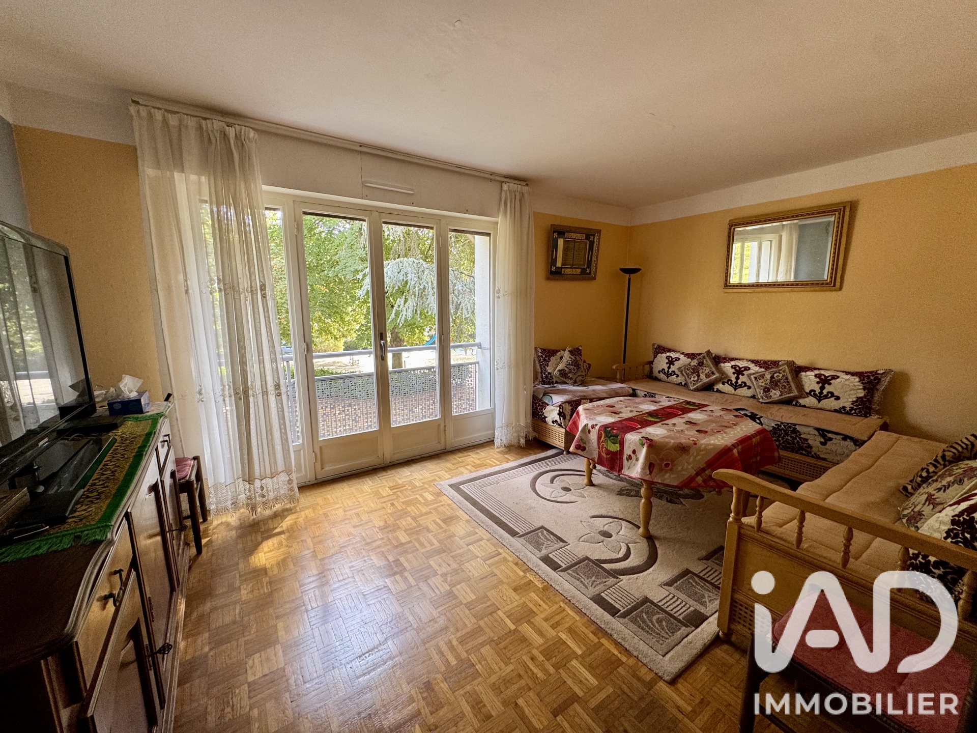 Appartement à vendre à Chilly-Mazarin — 147 000 € — IAD France