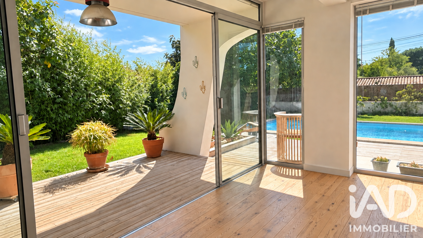 Maison à vendre à Saint-Cannat — 750 000 € — IAD France