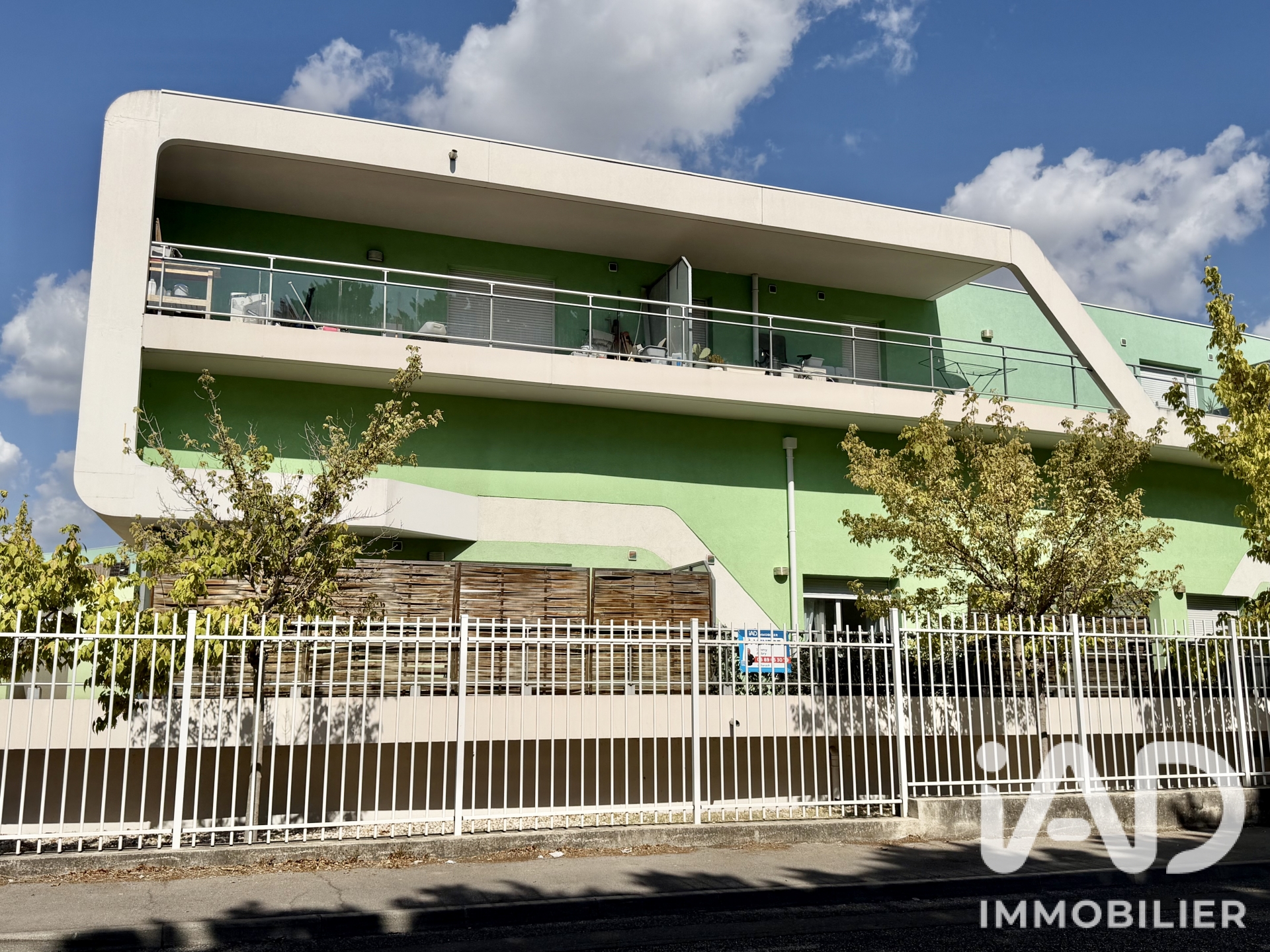 Appartement à vendre à Nîmes — 87 000 € — IAD France