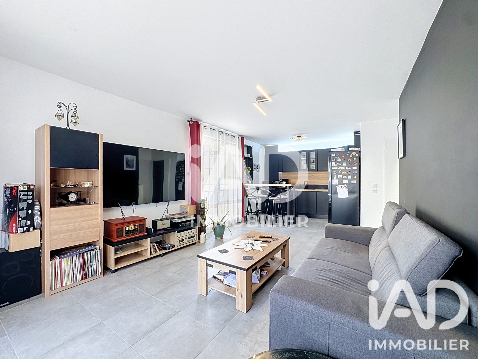 Appartement à vendre à Pontault-Combault — 255 000 € — IAD France