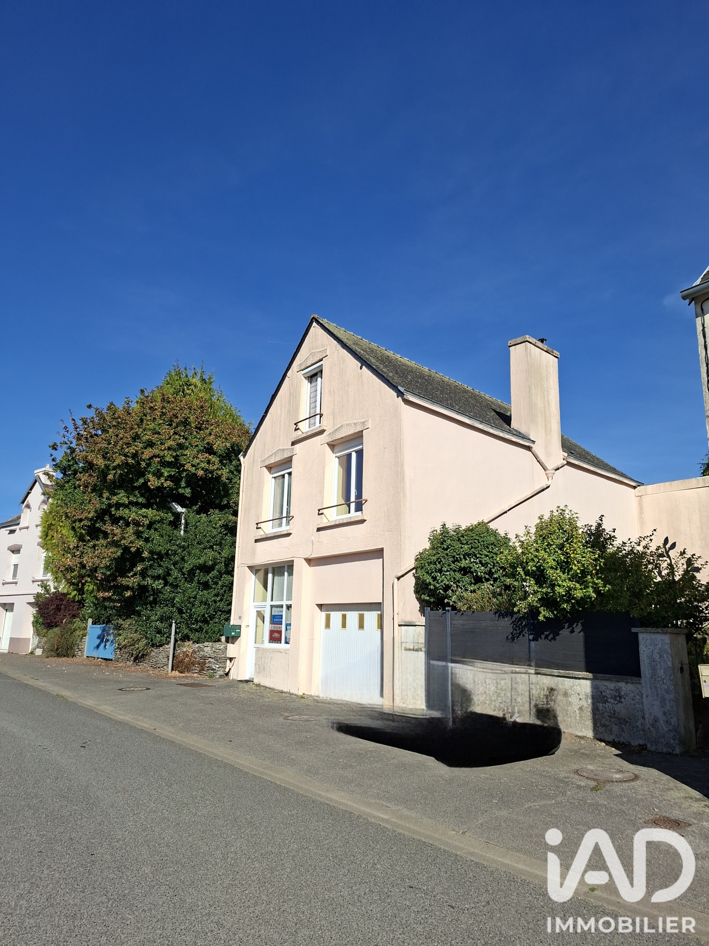 Maison à vendre à Spezet — 89 000 € — IAD France