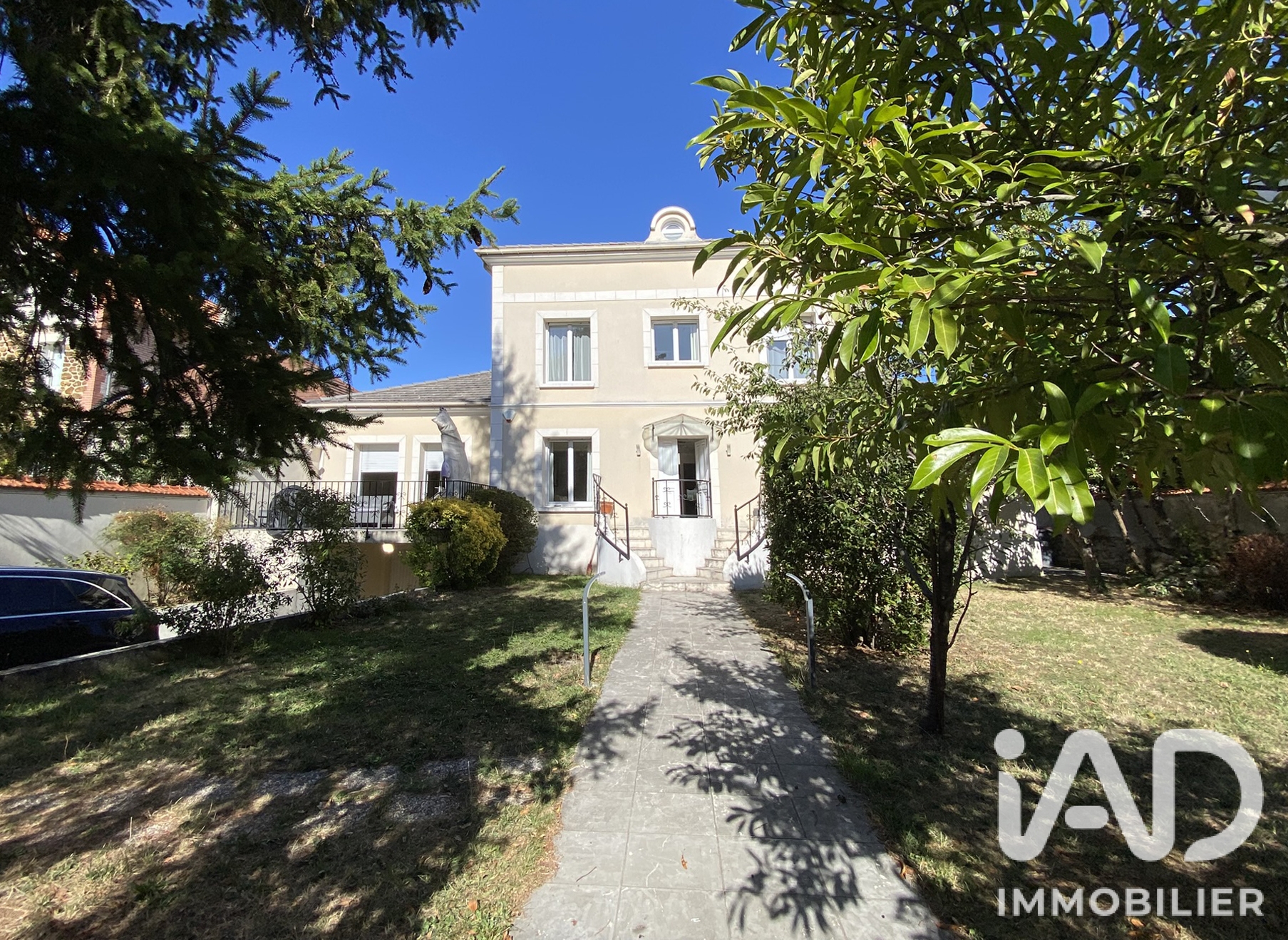 Maison à vendre à Bry-sur-Marne — 1 295 000 € — IAD France